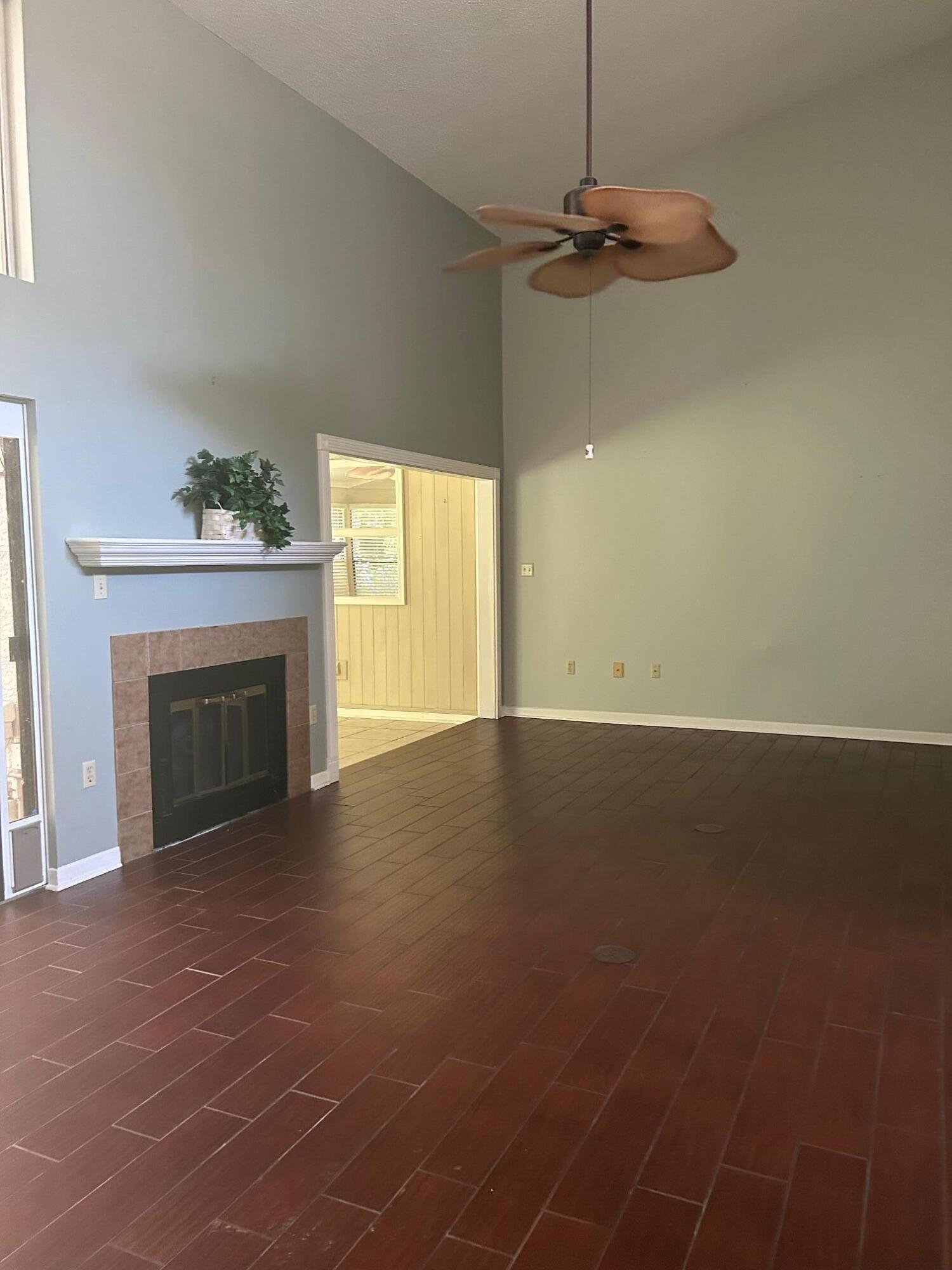 GLENEAGLES GREEN BLUEWATER BAY - Residential