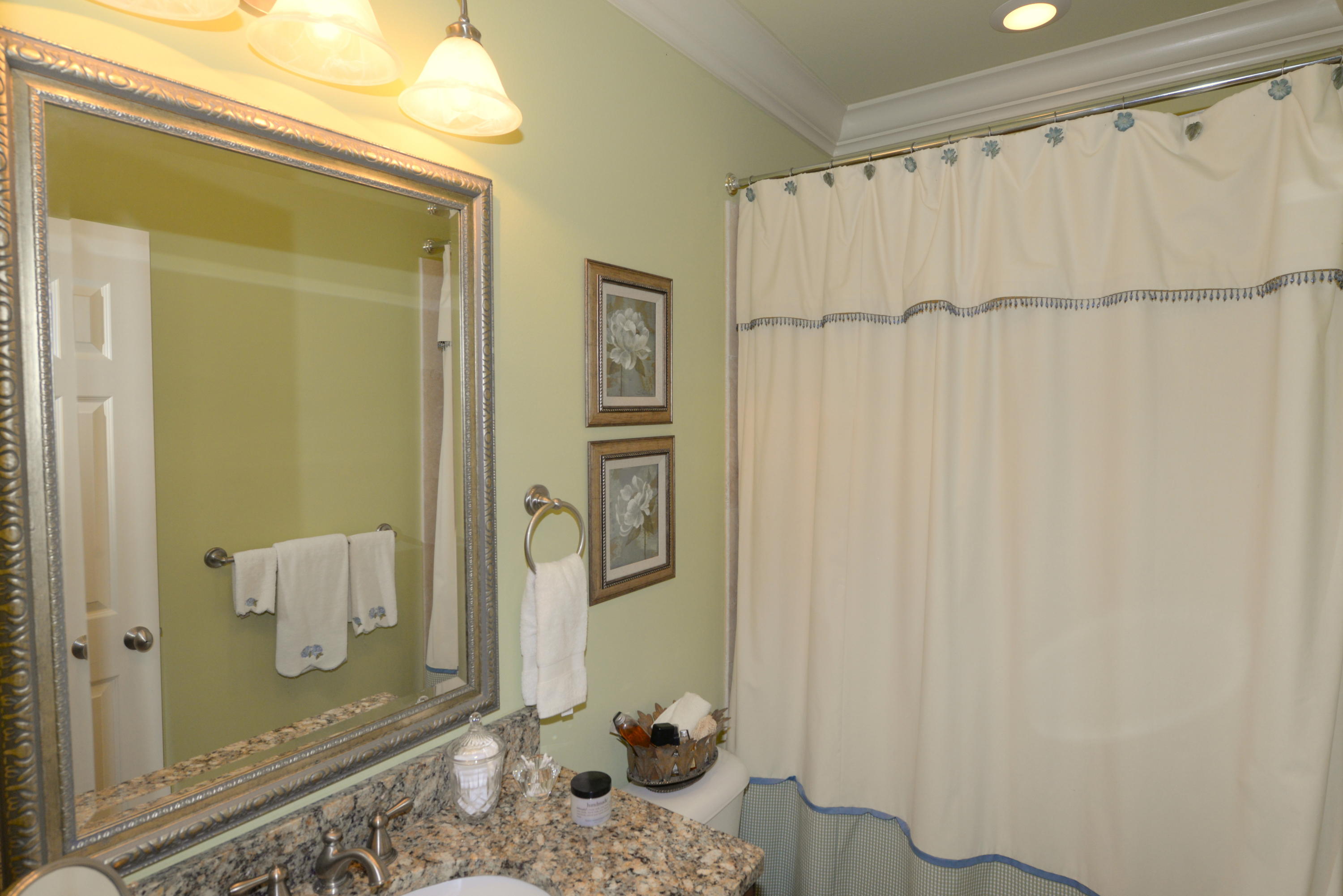 VILLA LAGO - Residential