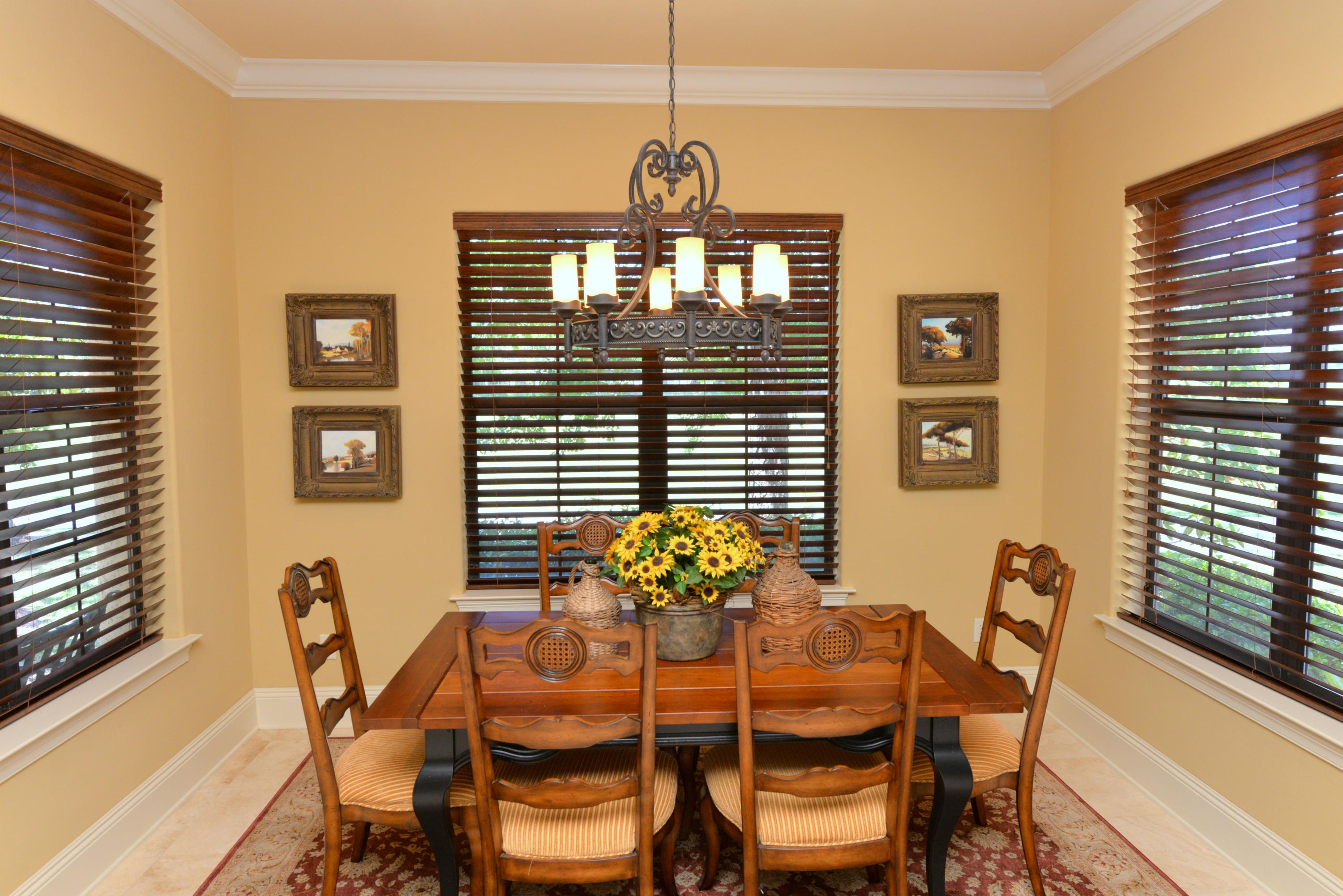 VILLA LAGO - Residential