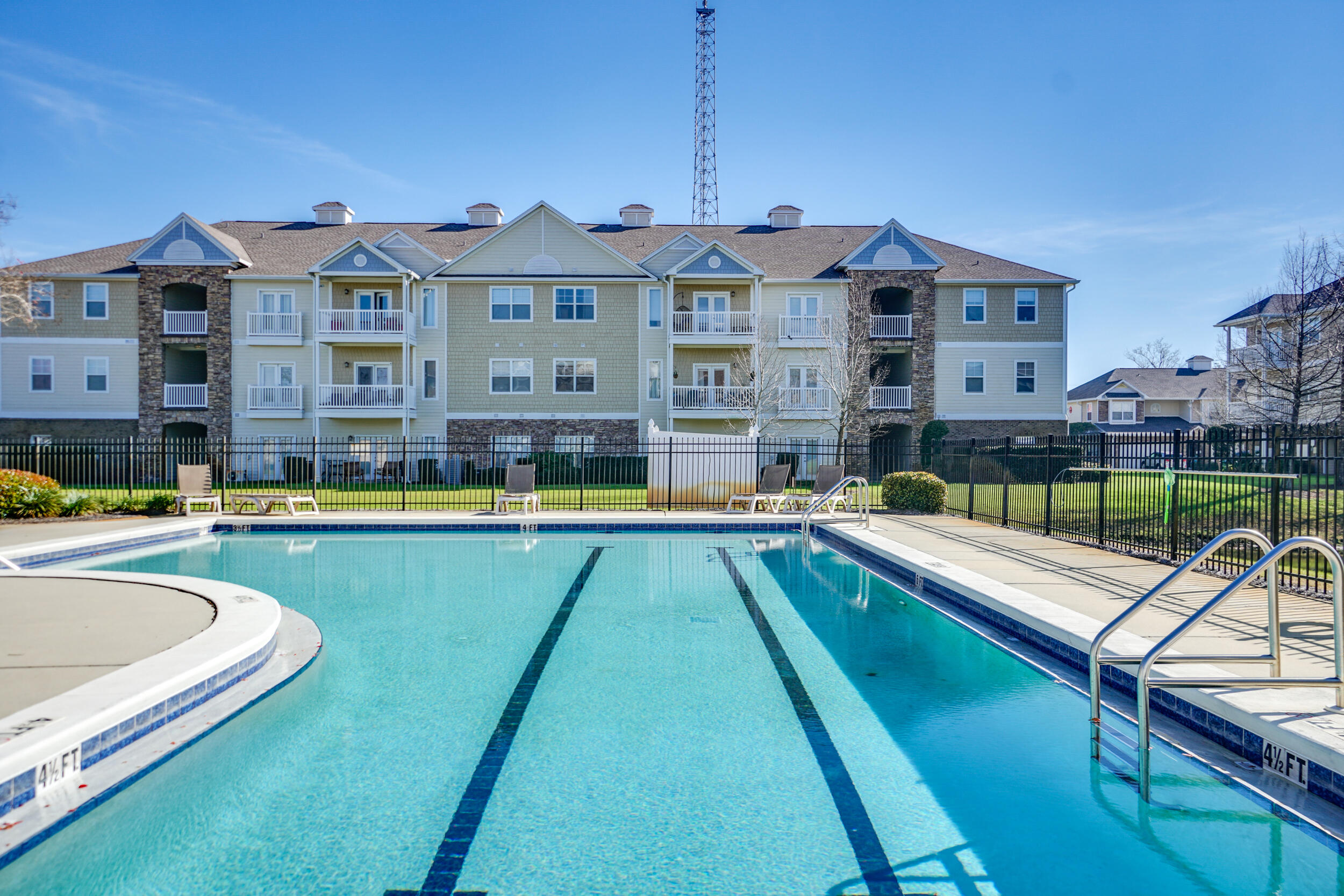 Villas at Suncrest - Residential