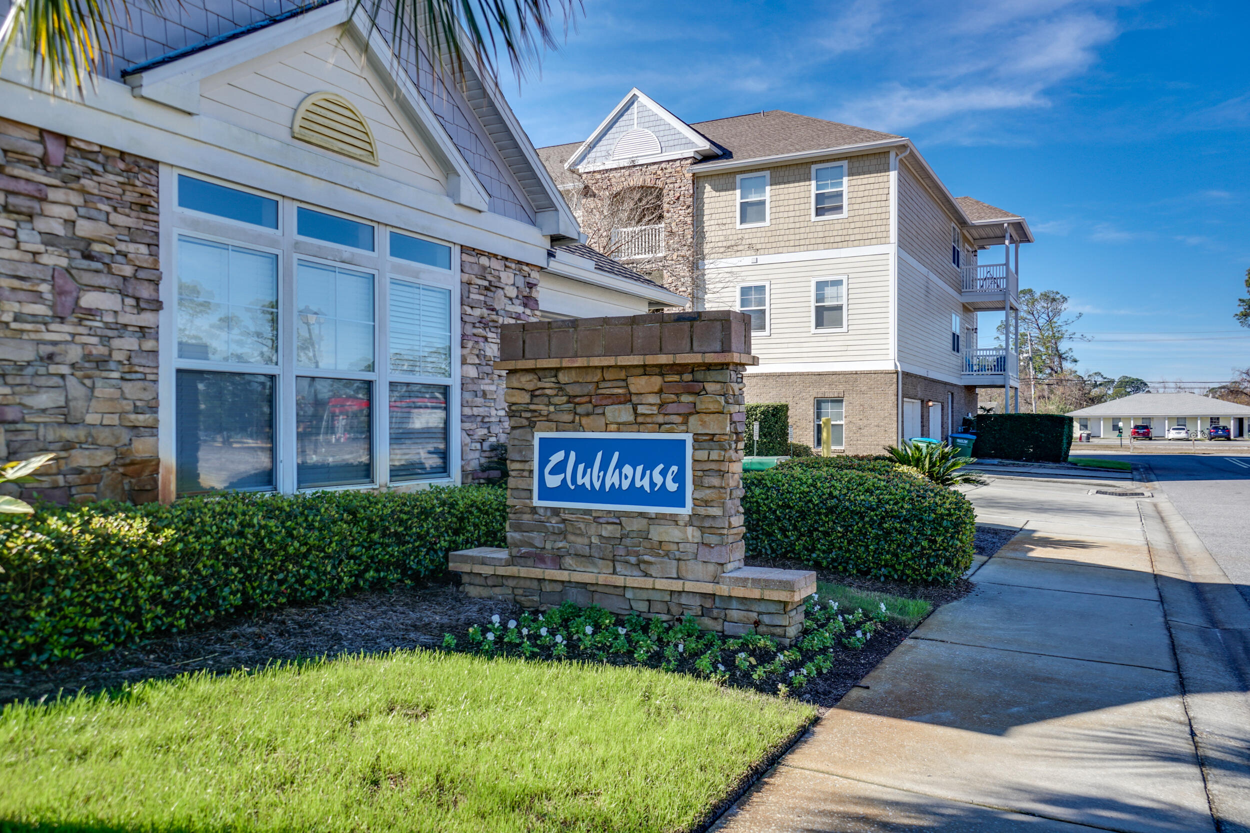 Villas at Suncrest - Residential