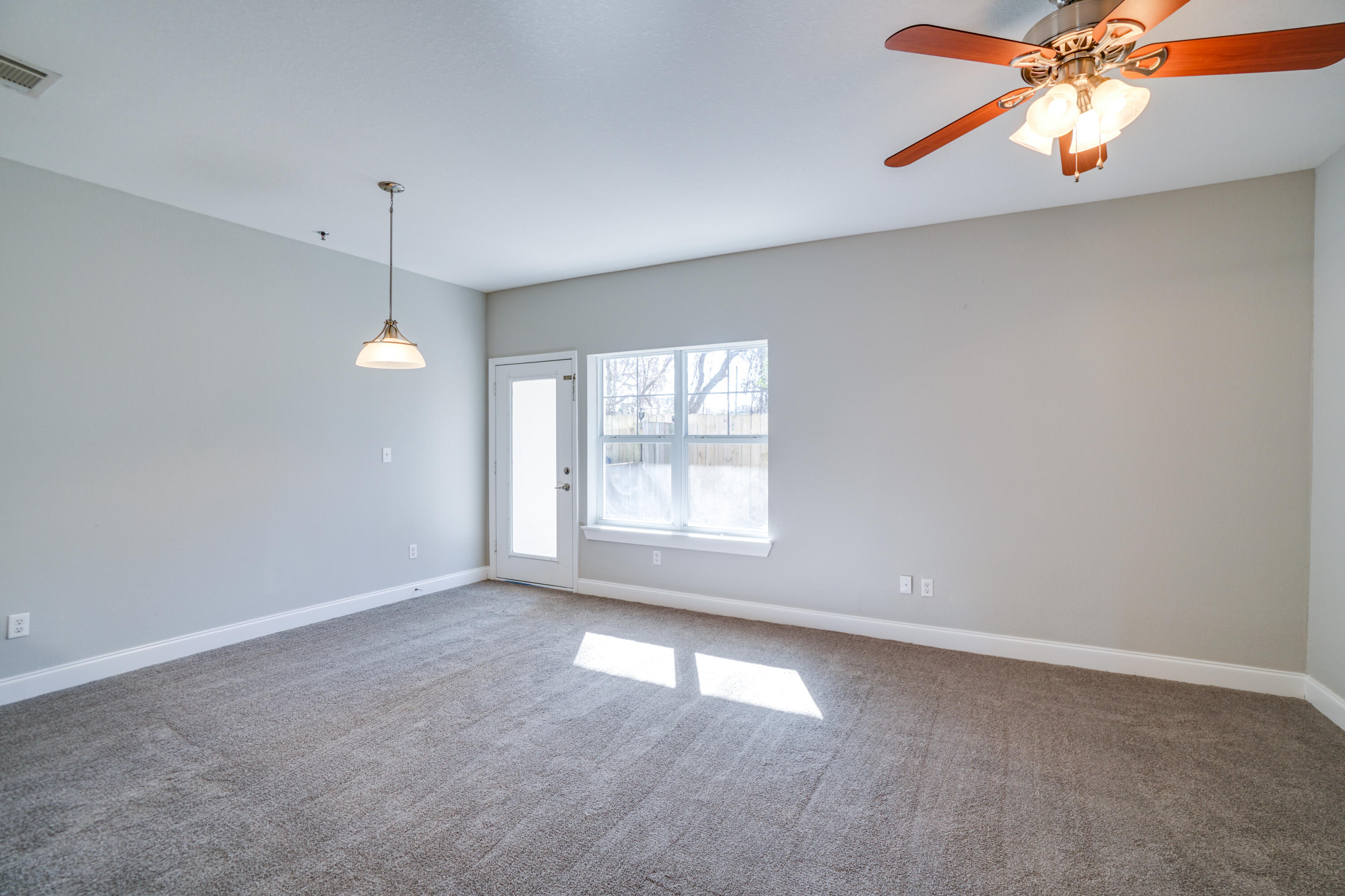 Villas at Suncrest - Residential