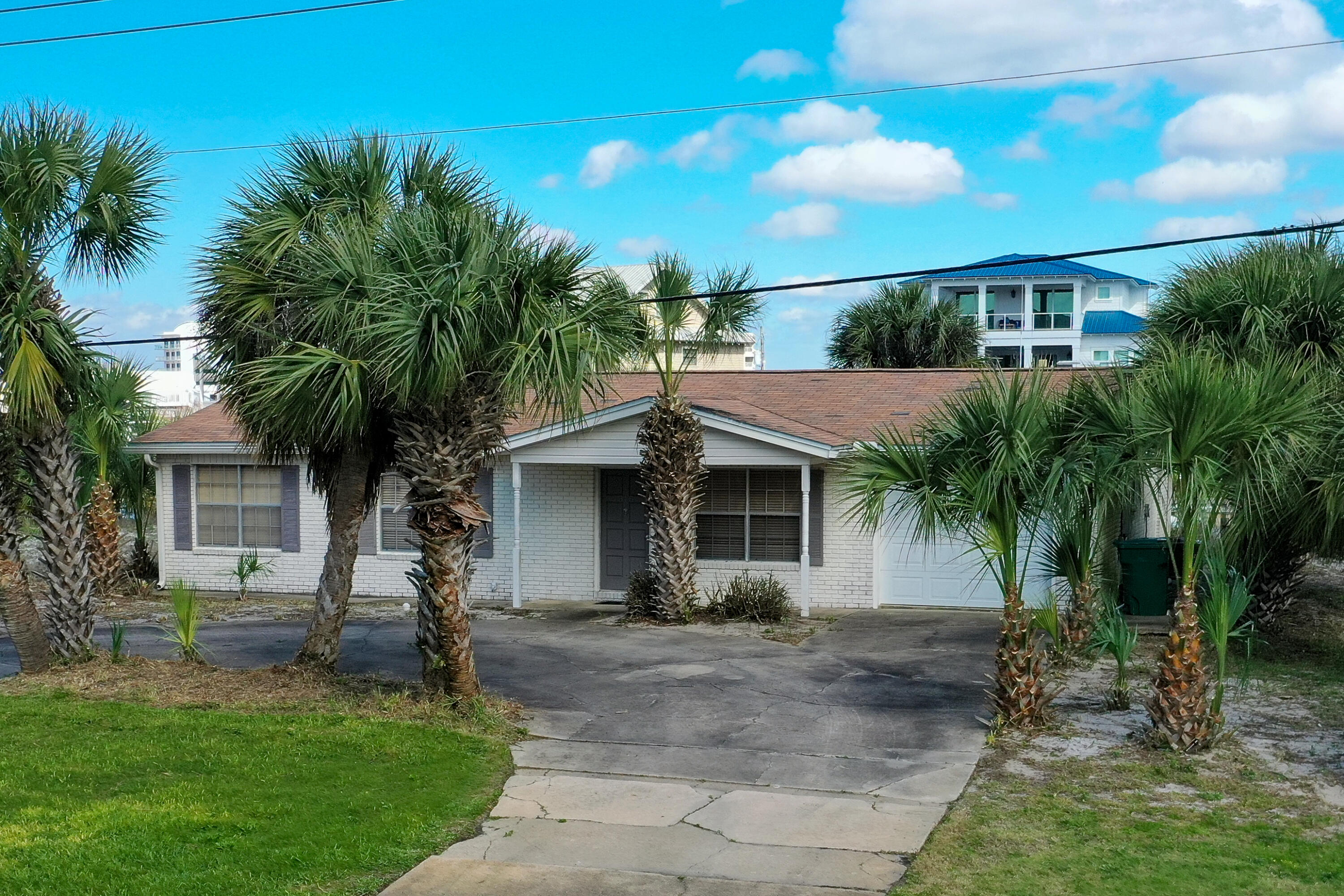 HOLIDAY ISLE - Residential