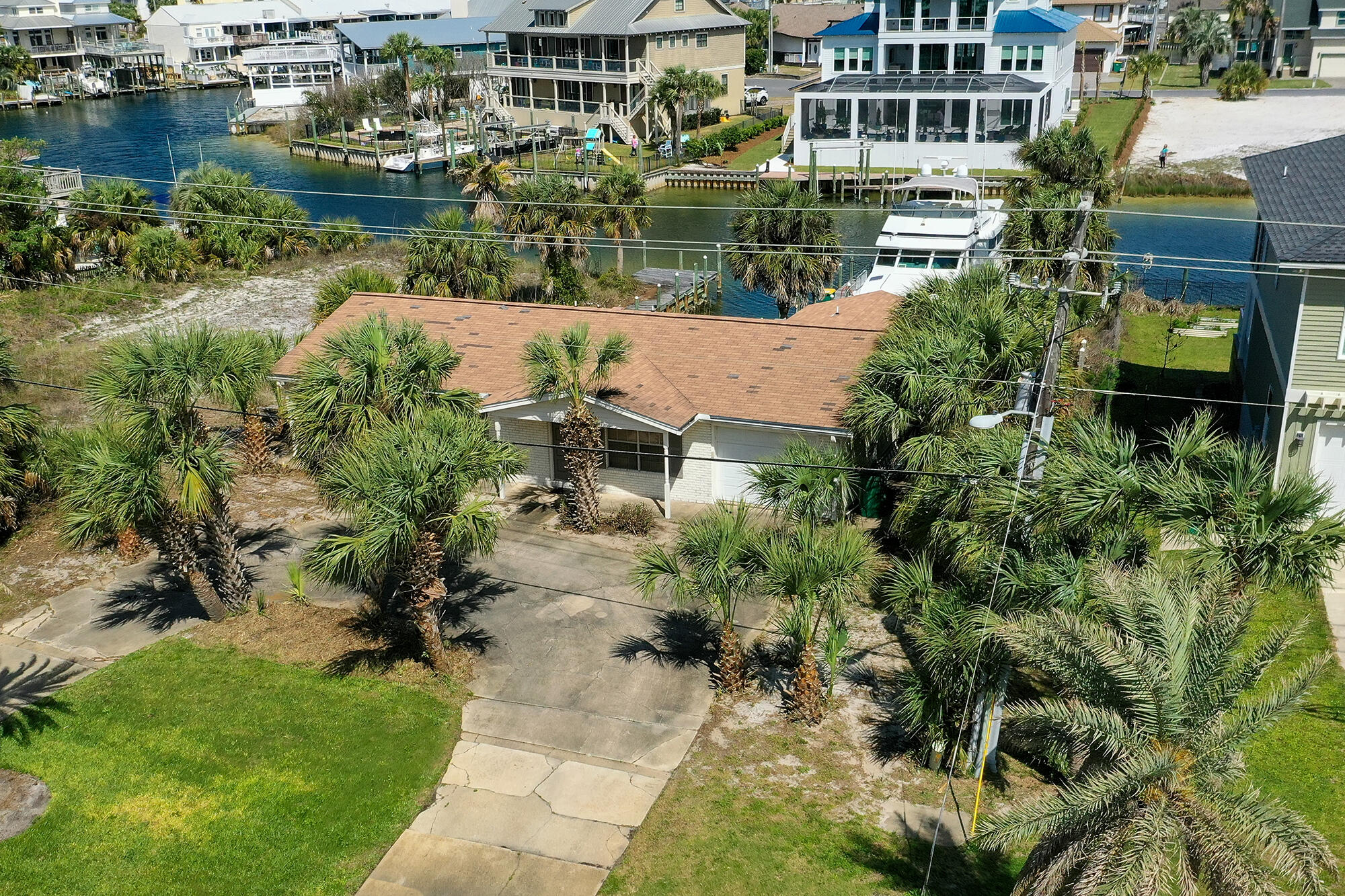 HOLIDAY ISLE - Residential