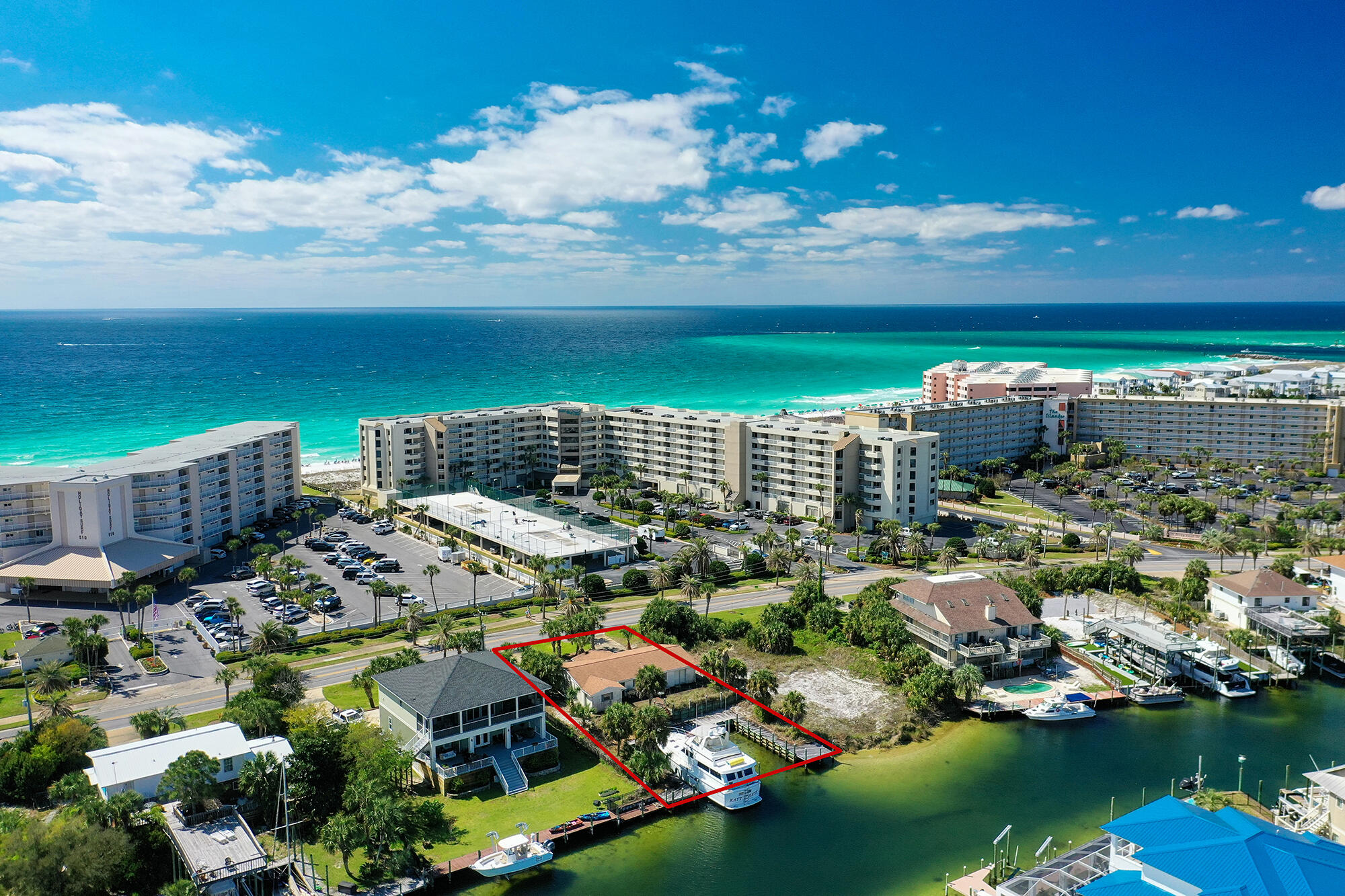 HOLIDAY ISLE - Residential