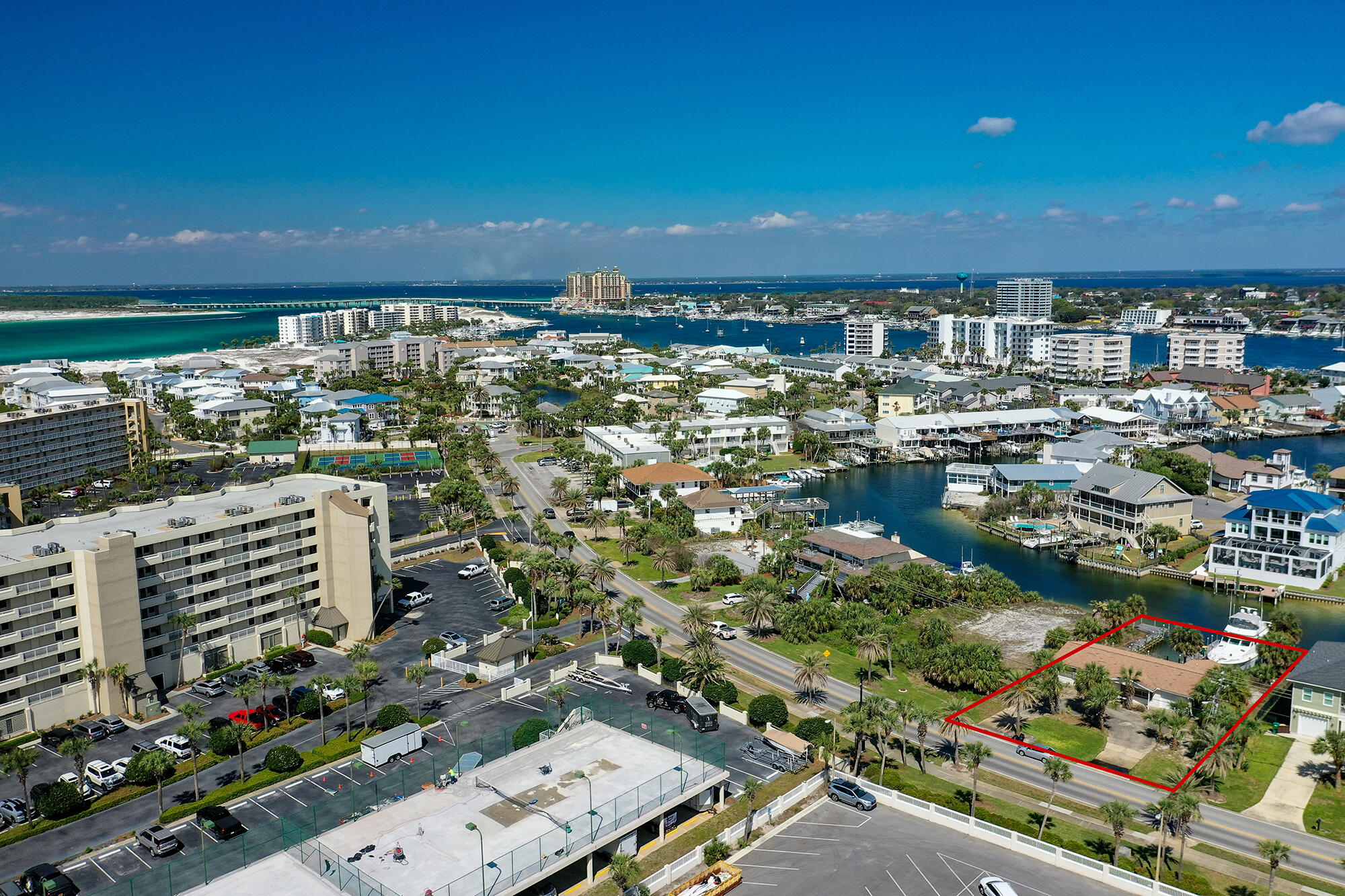 HOLIDAY ISLE - Residential