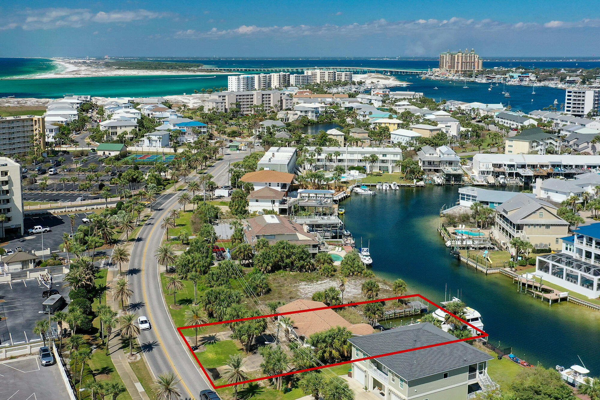 HOLIDAY ISLE - Residential