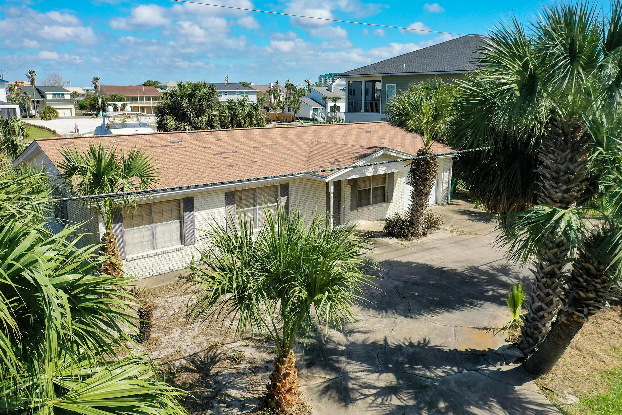 HOLIDAY ISLE - Residential