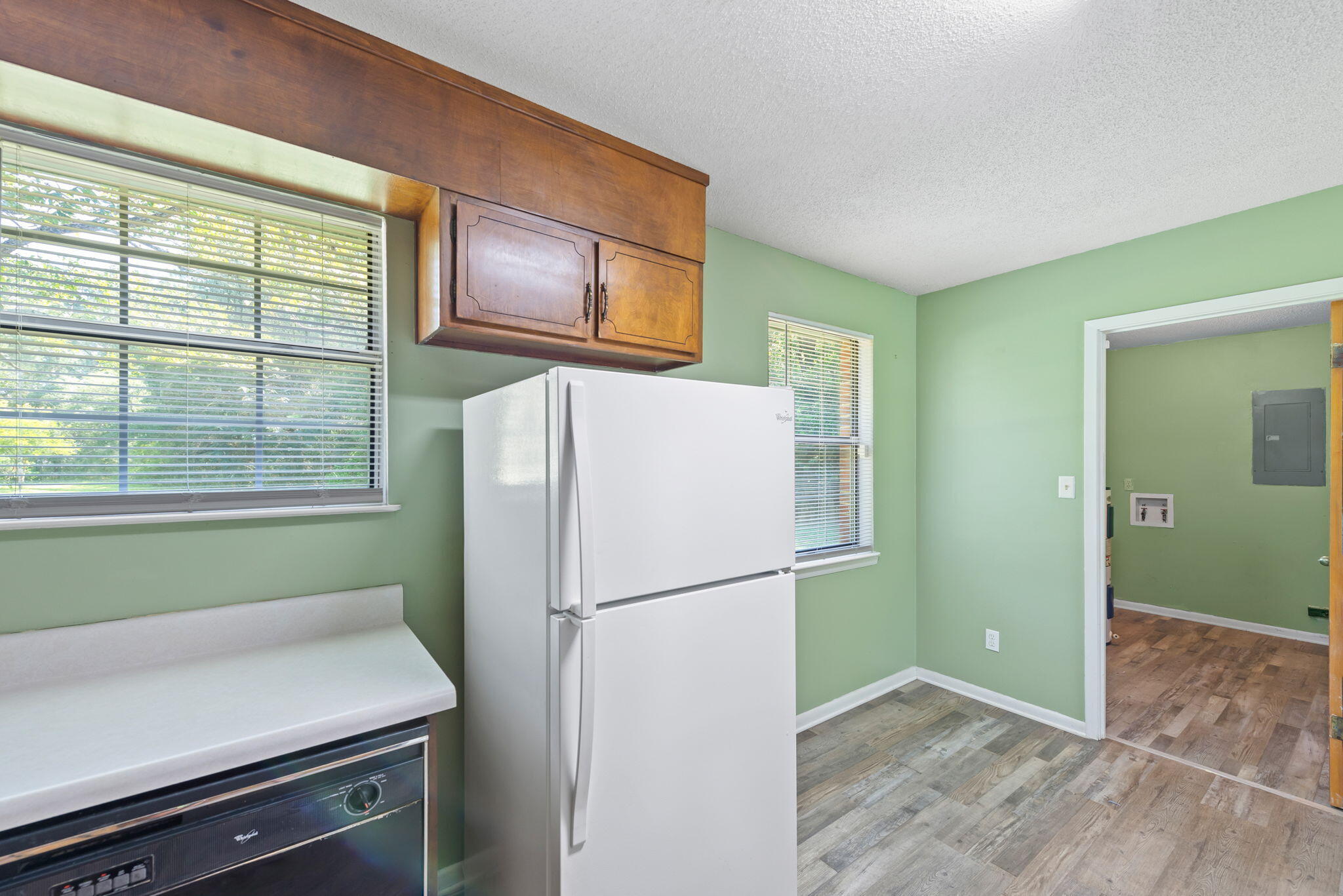 ARGYLE ACRES - Residential