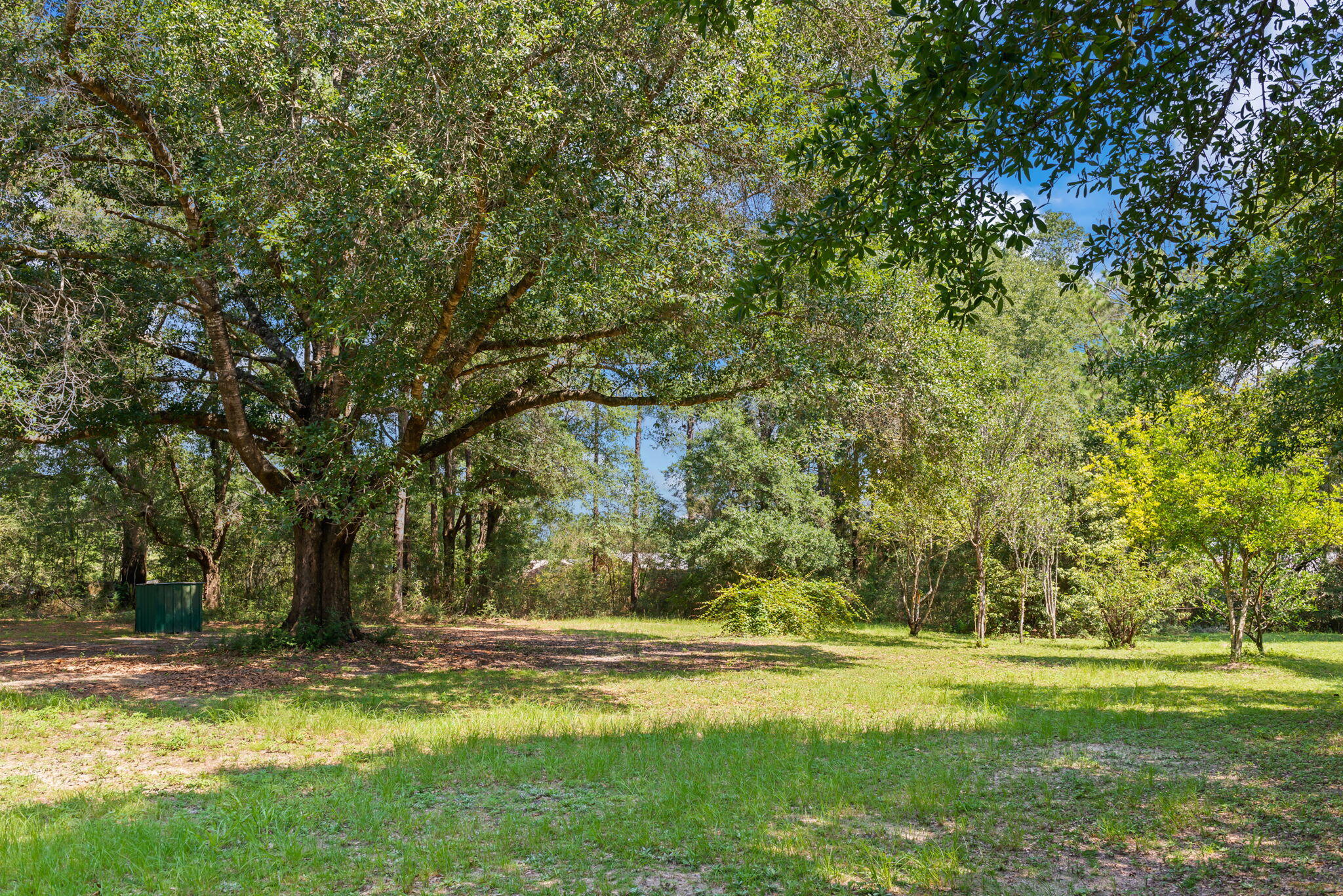 ARGYLE ACRES - Residential