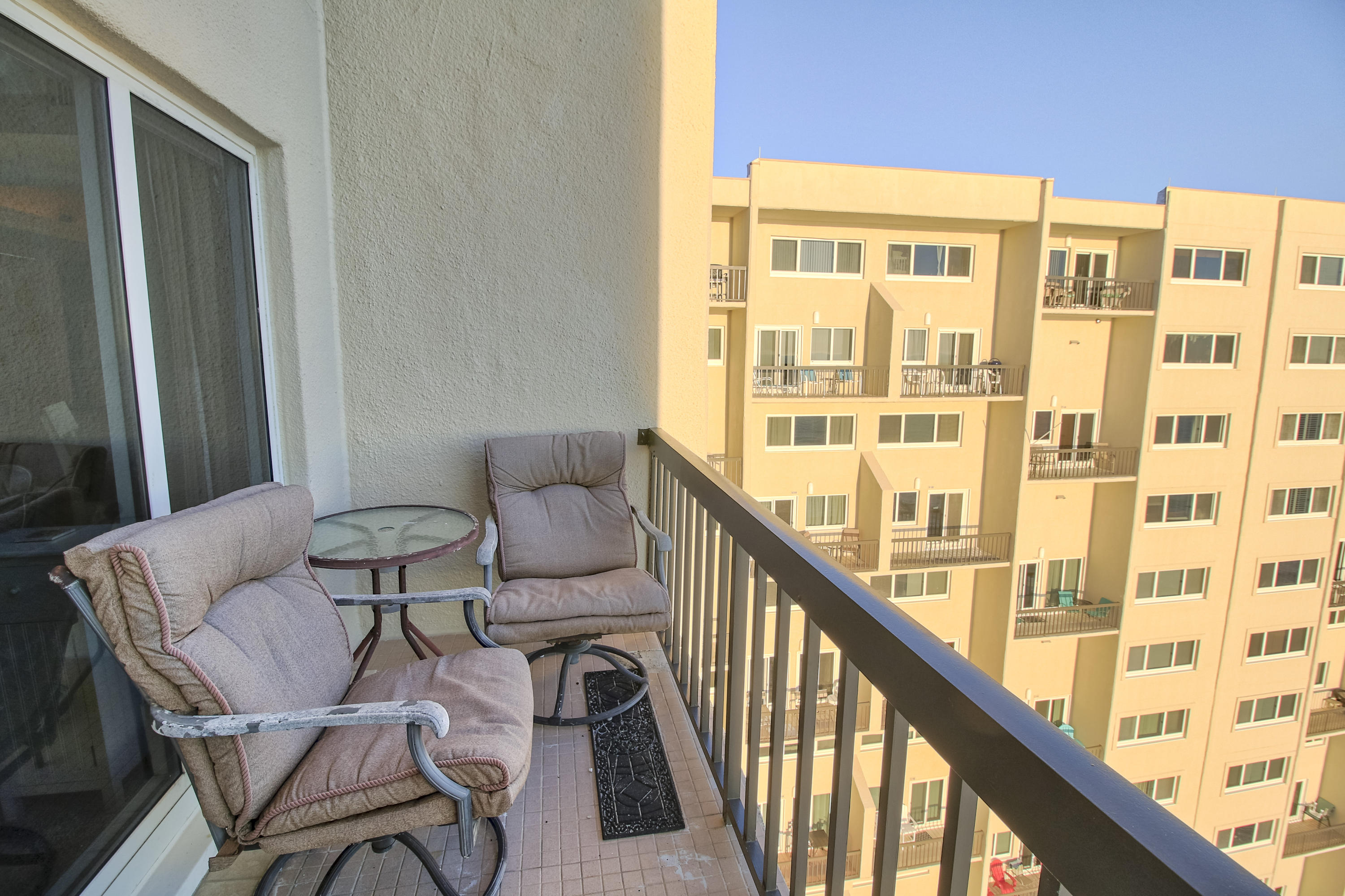 PINNACLE PORT - Residential