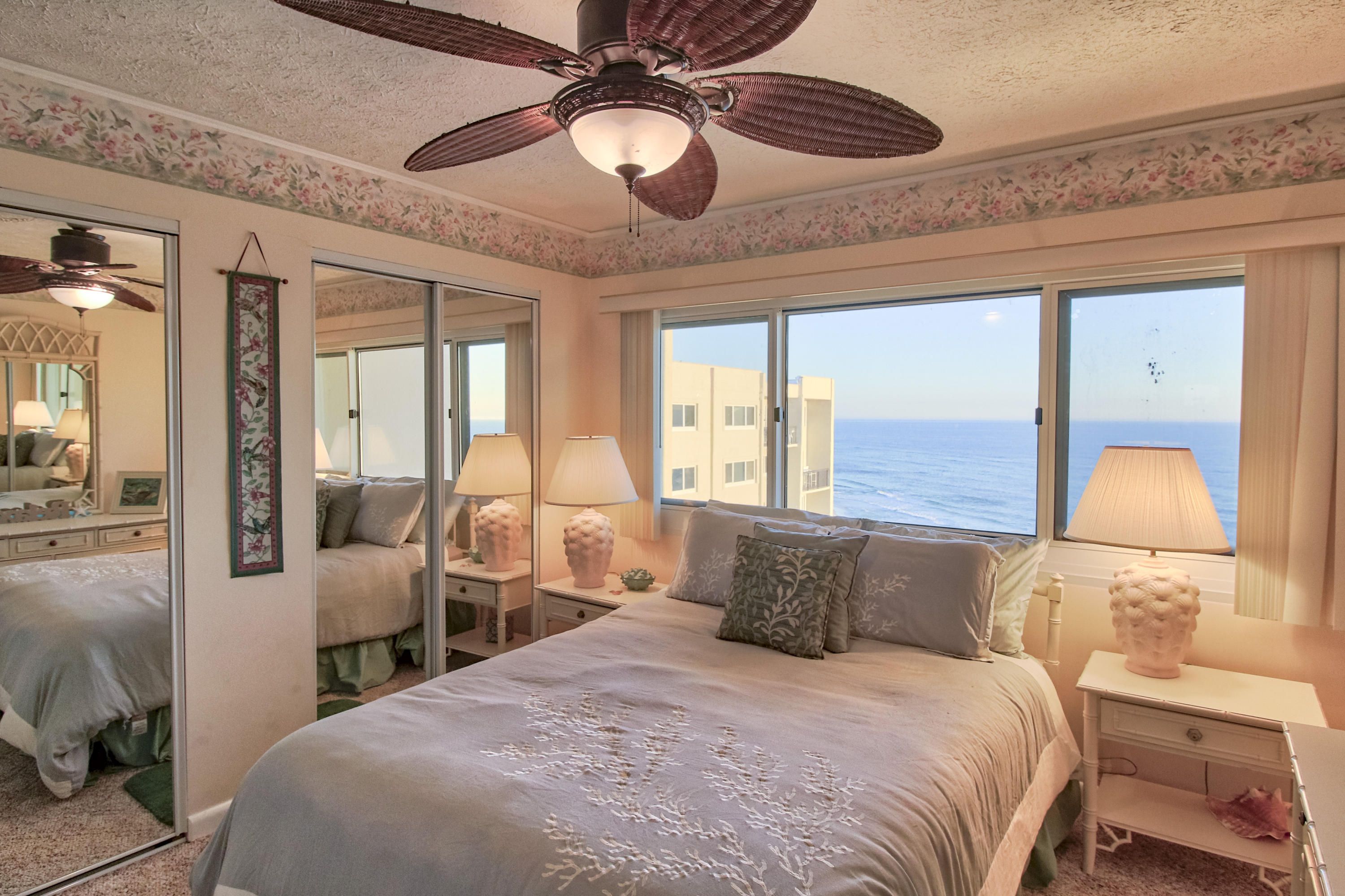 PINNACLE PORT - Residential