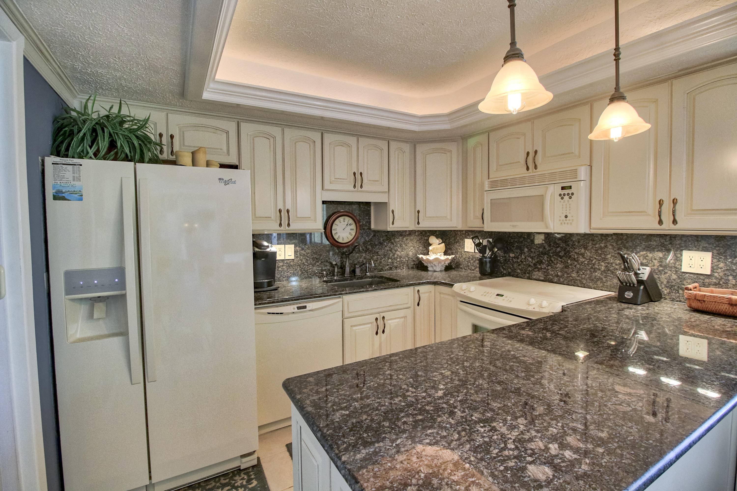 PINNACLE PORT - Residential