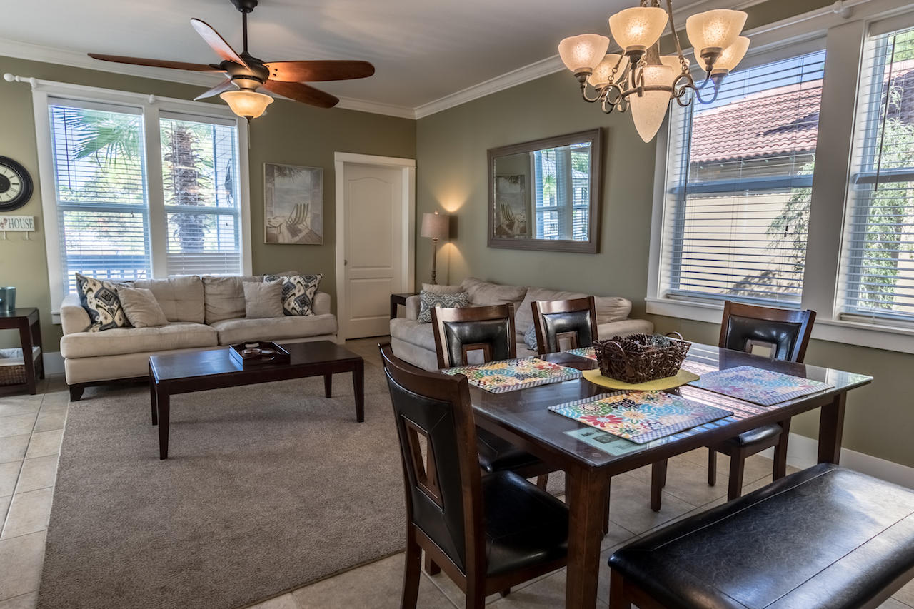 EMERALD WATERS VILLAGE - Residential