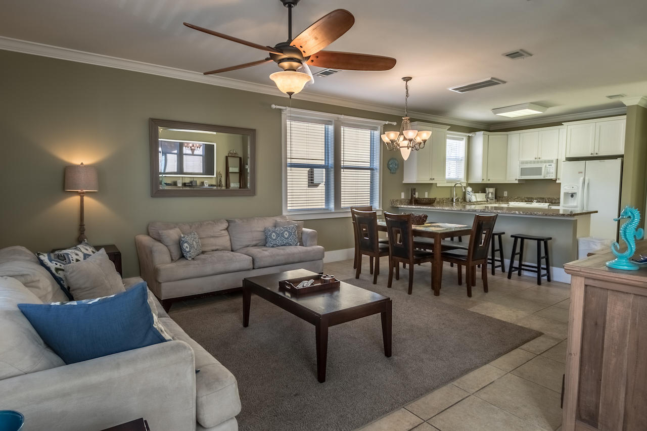 EMERALD WATERS VILLAGE - Residential