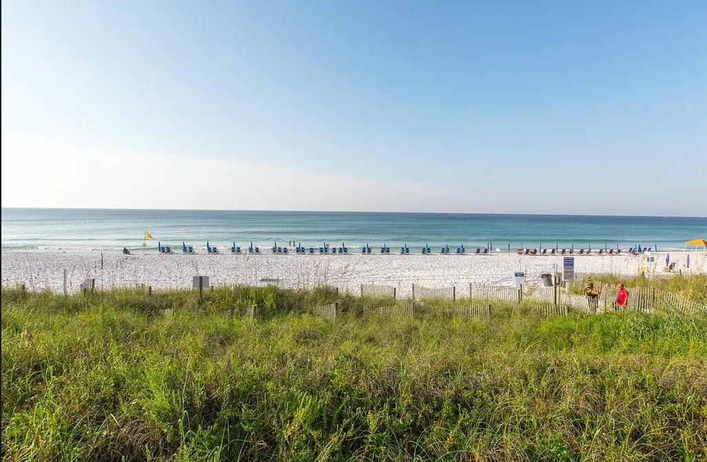 STERLING SHORES - Residential