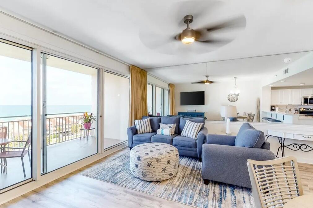 STERLING SHORES - Residential