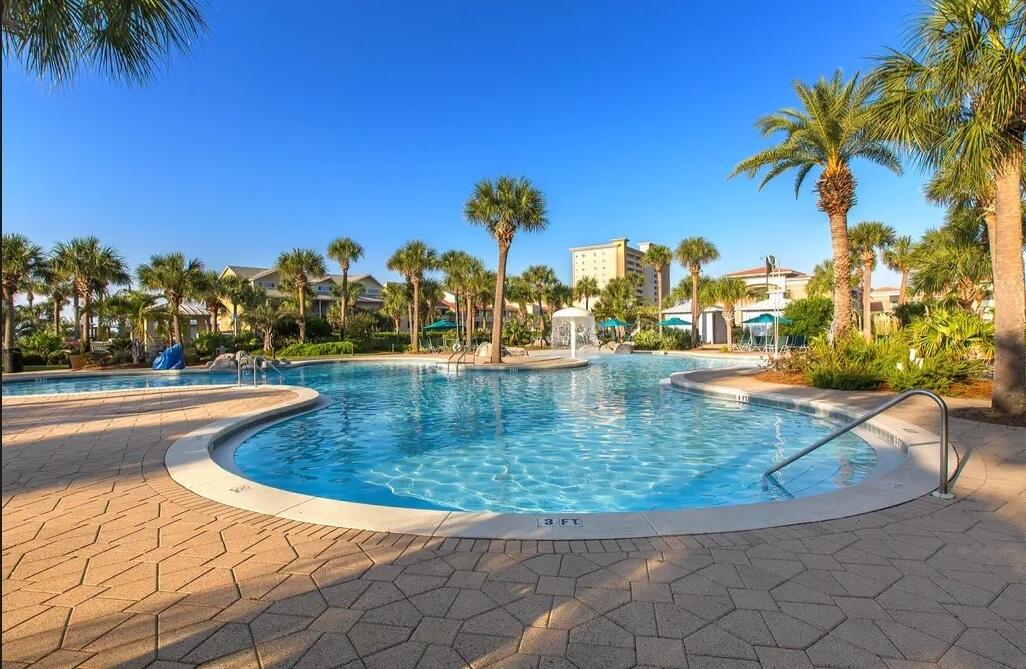 STERLING SHORES - Residential