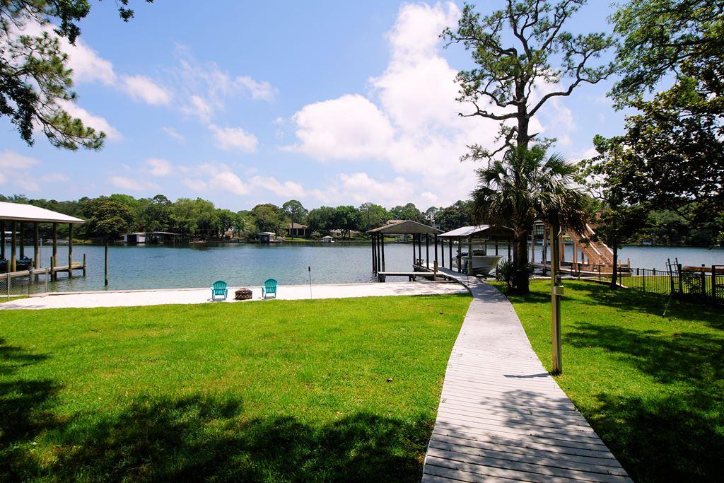 SUNSET STRIP - Residential