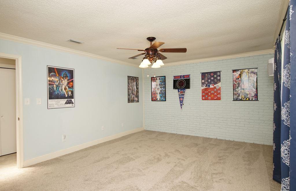 SUNSET STRIP - Residential