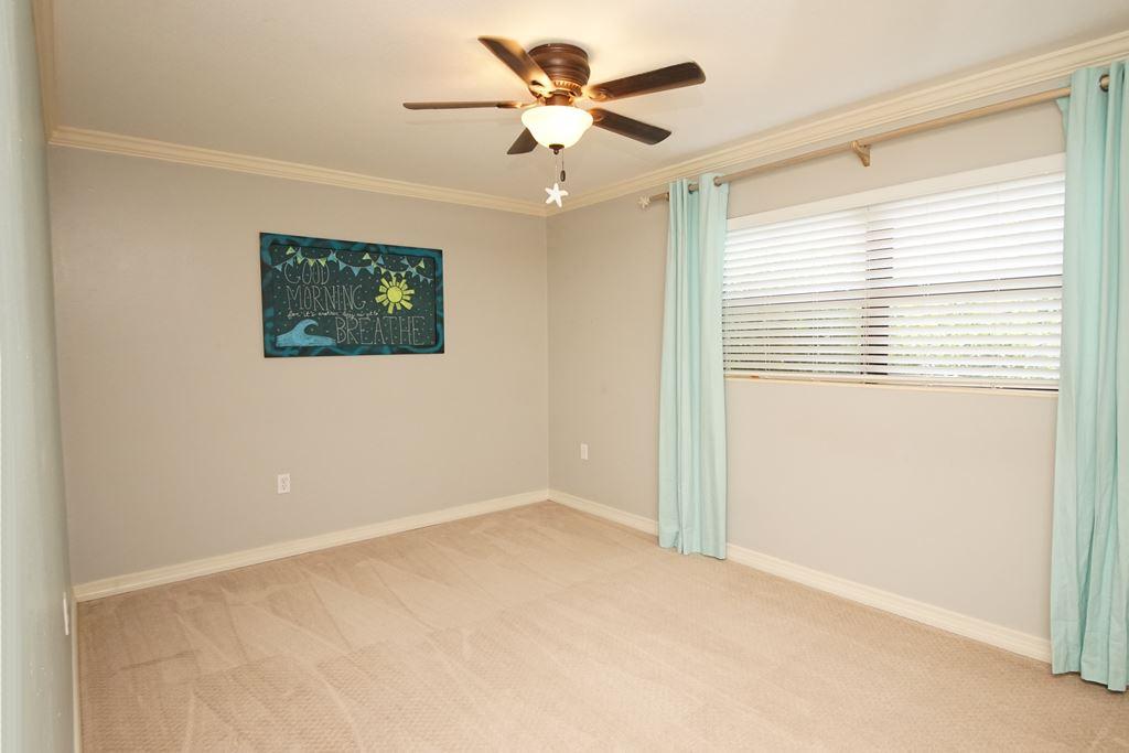 SUNSET STRIP - Residential