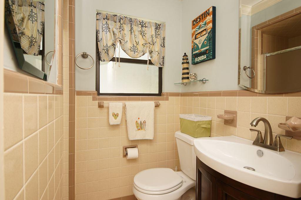 SUNSET STRIP - Residential