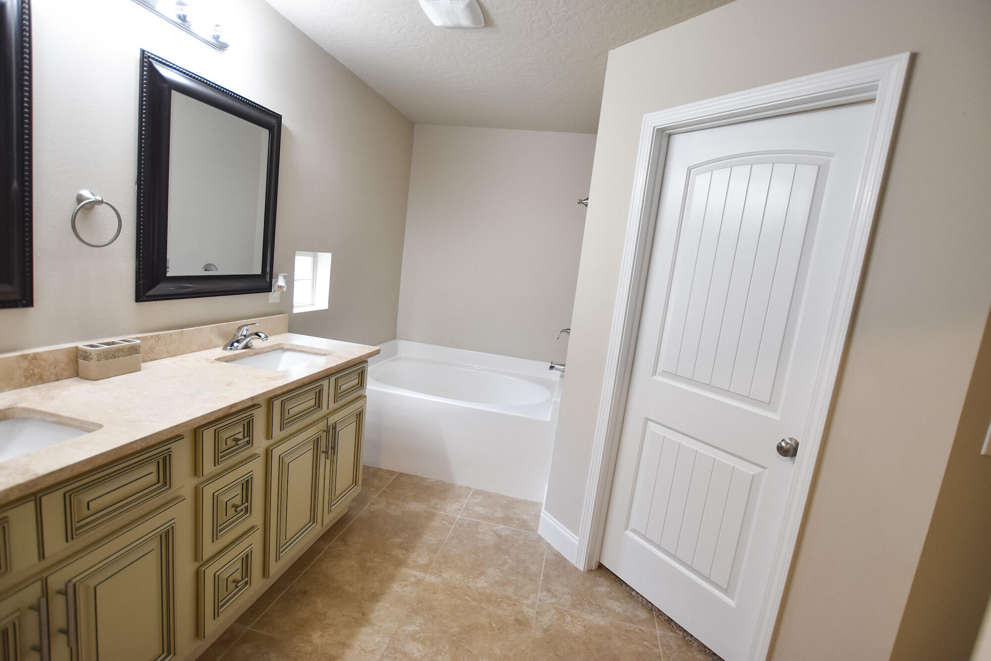 CHANAN ESTATES 1ST ADDN - Residential