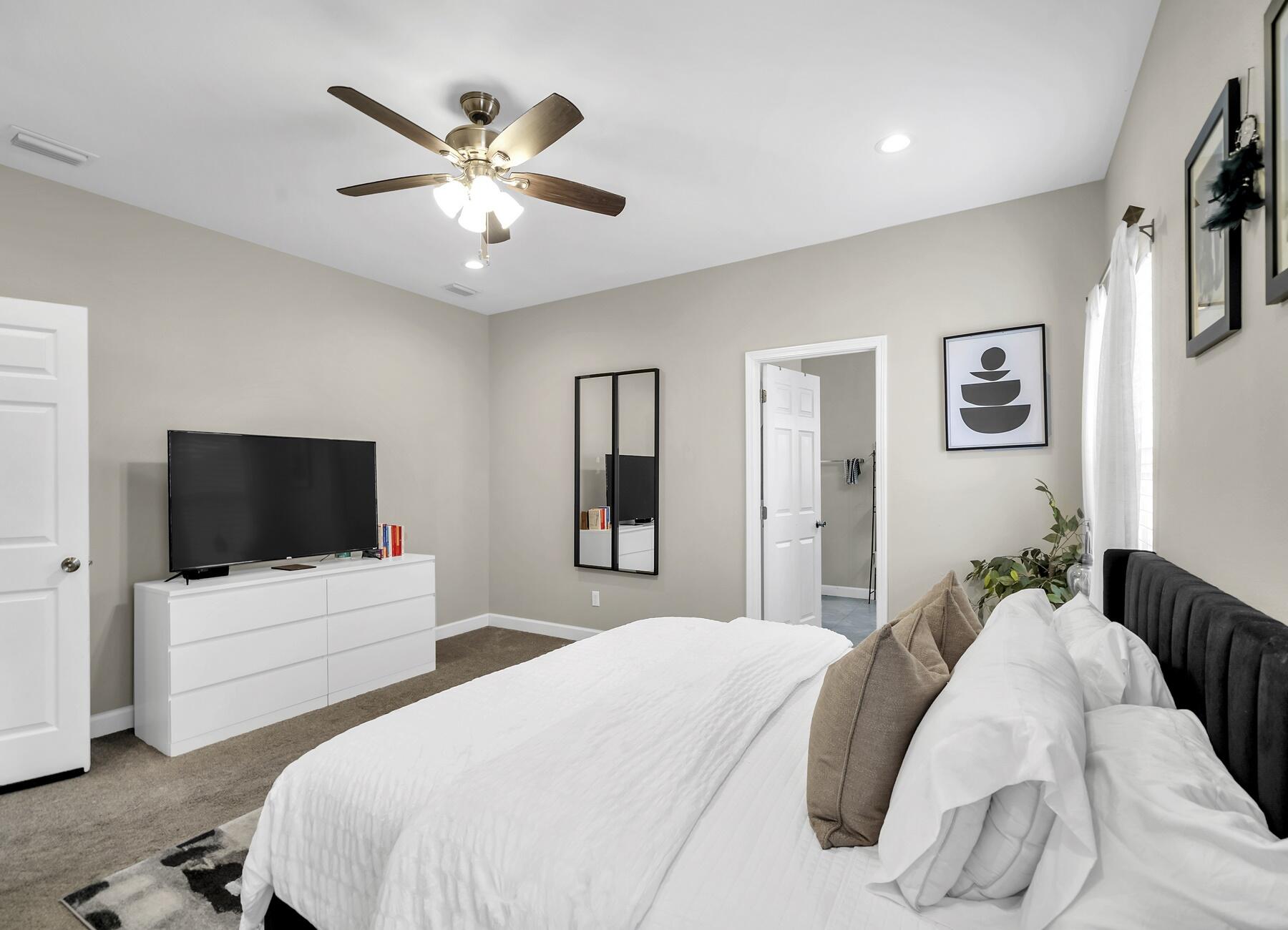 NO RECORDED SUBDIVISION - Residential Lease