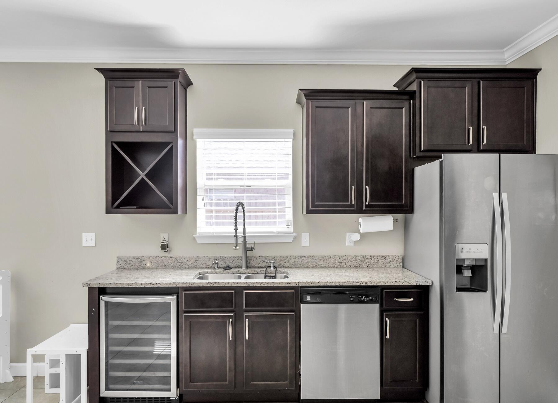 NO RECORDED SUBDIVISION - Residential Lease