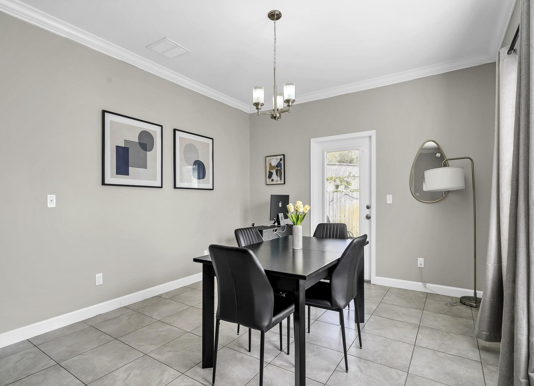 NO RECORDED SUBDIVISION - Residential Lease