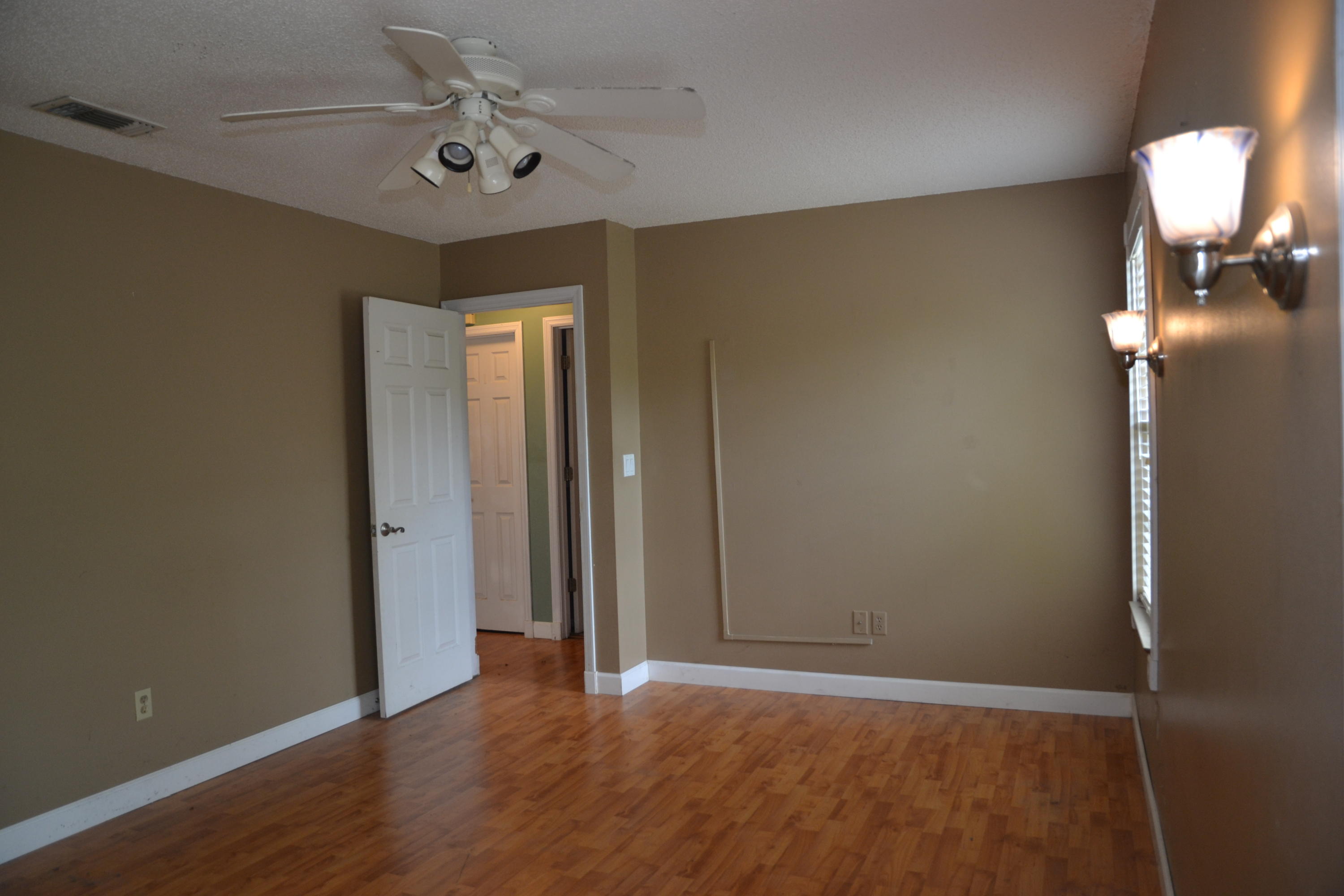 SOUTHWAY ESTATES 1ST ADDN - Residential