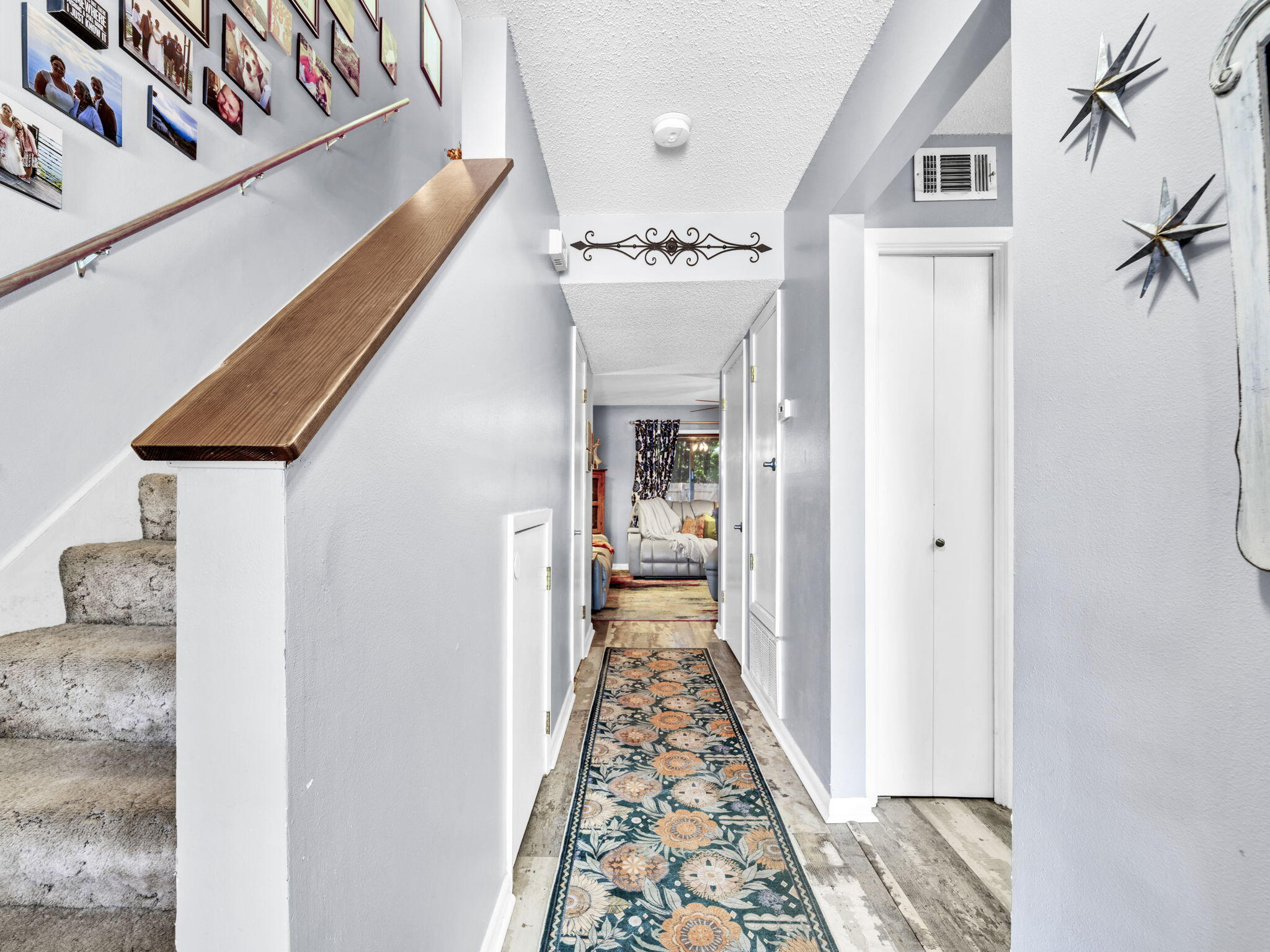 BAYWOOD T/H - Residential