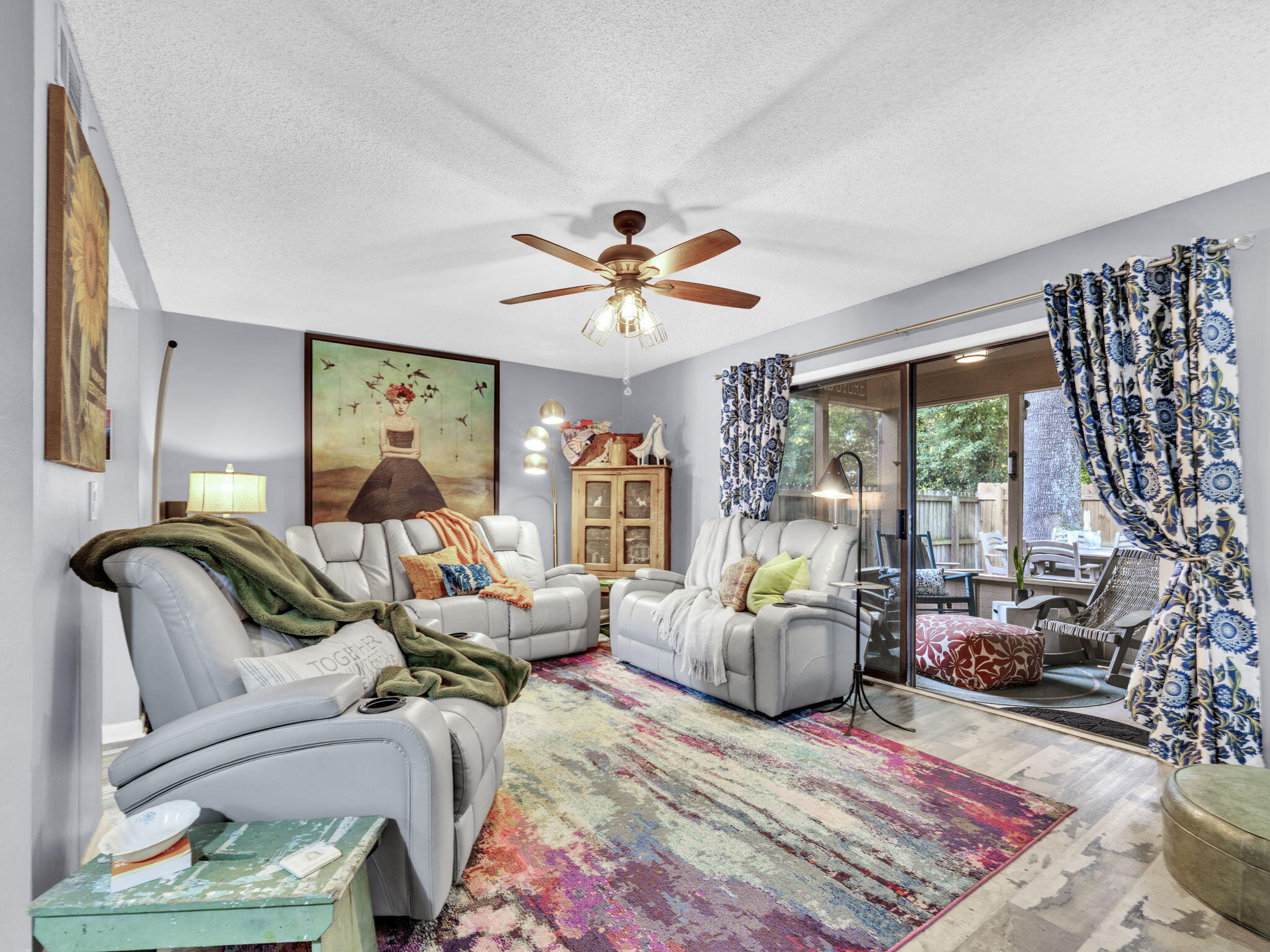 BAYWOOD T/H - Residential