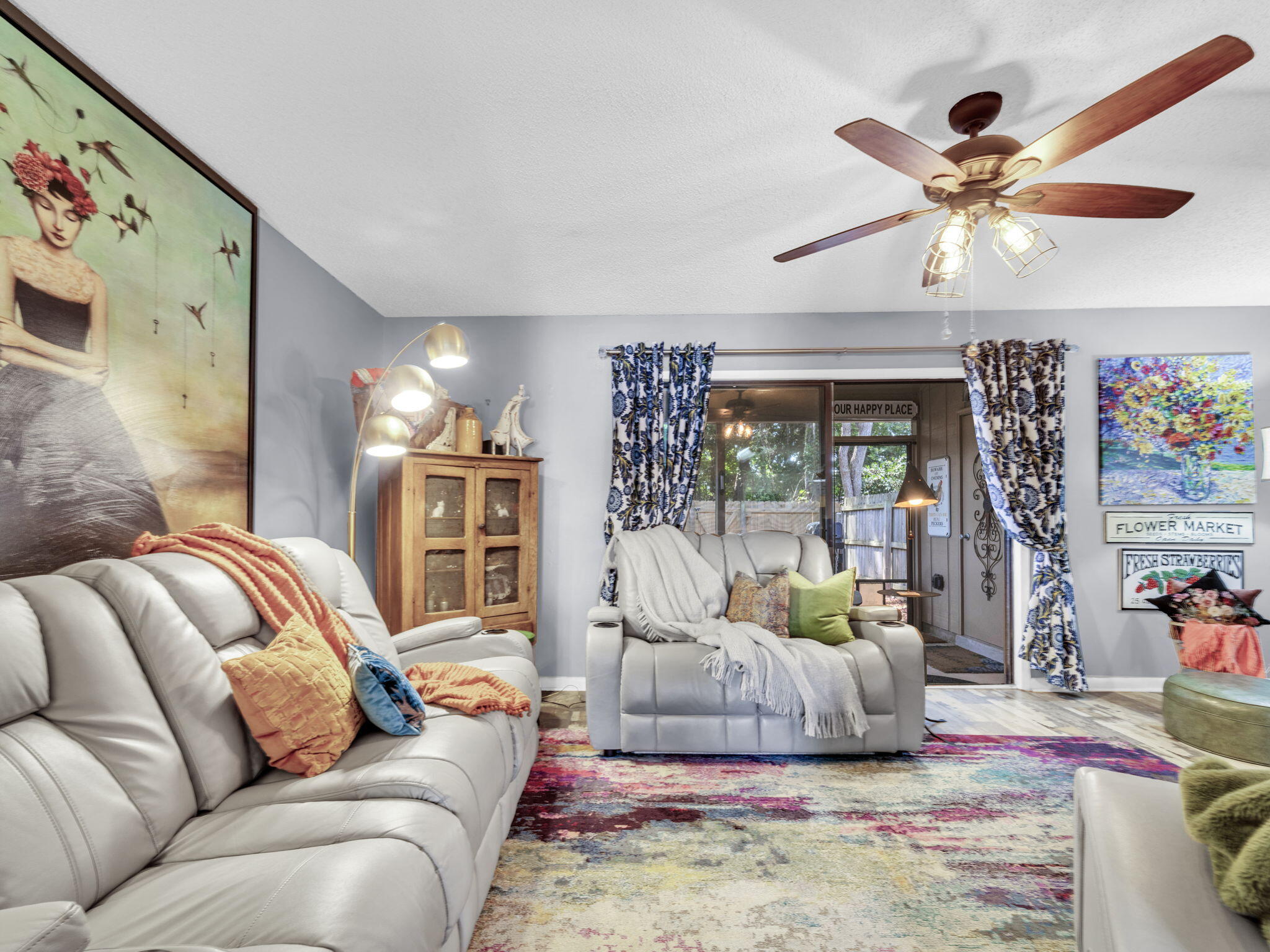 BAYWOOD T/H - Residential