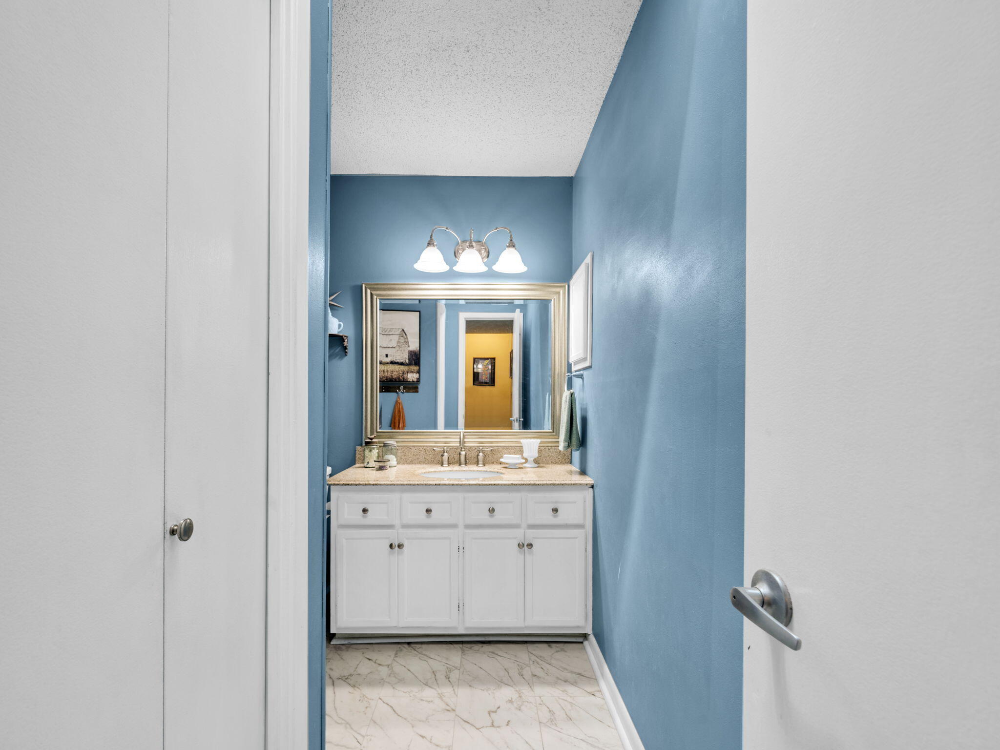 BAYWOOD T/H - Residential
