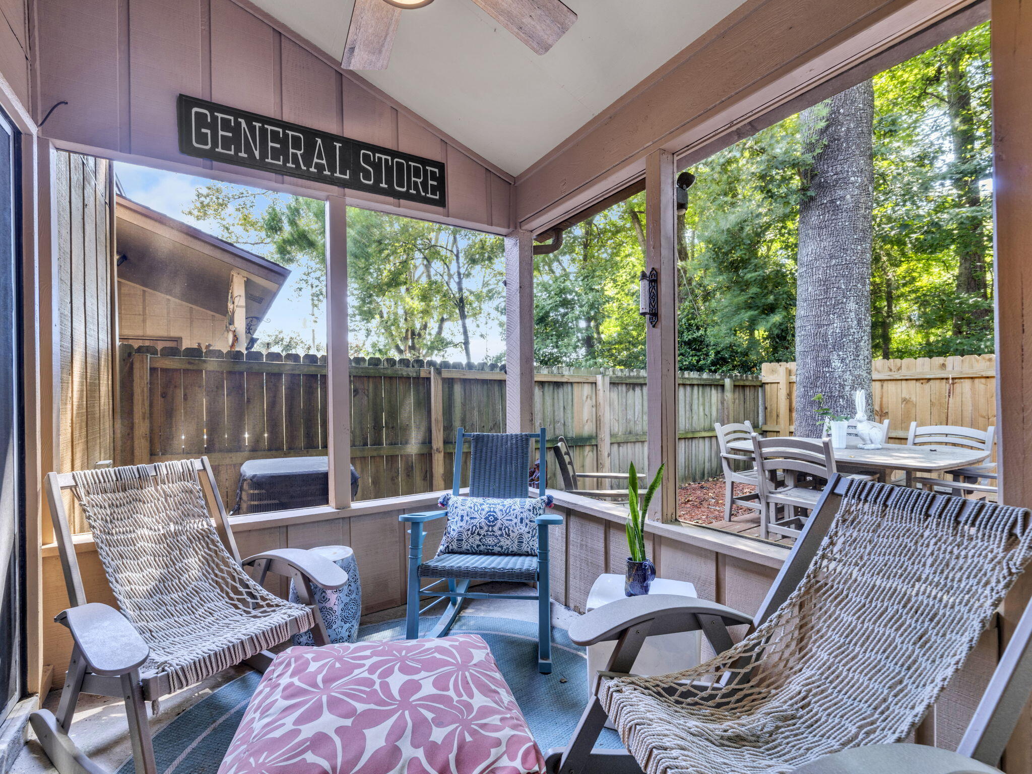 BAYWOOD T/H - Residential