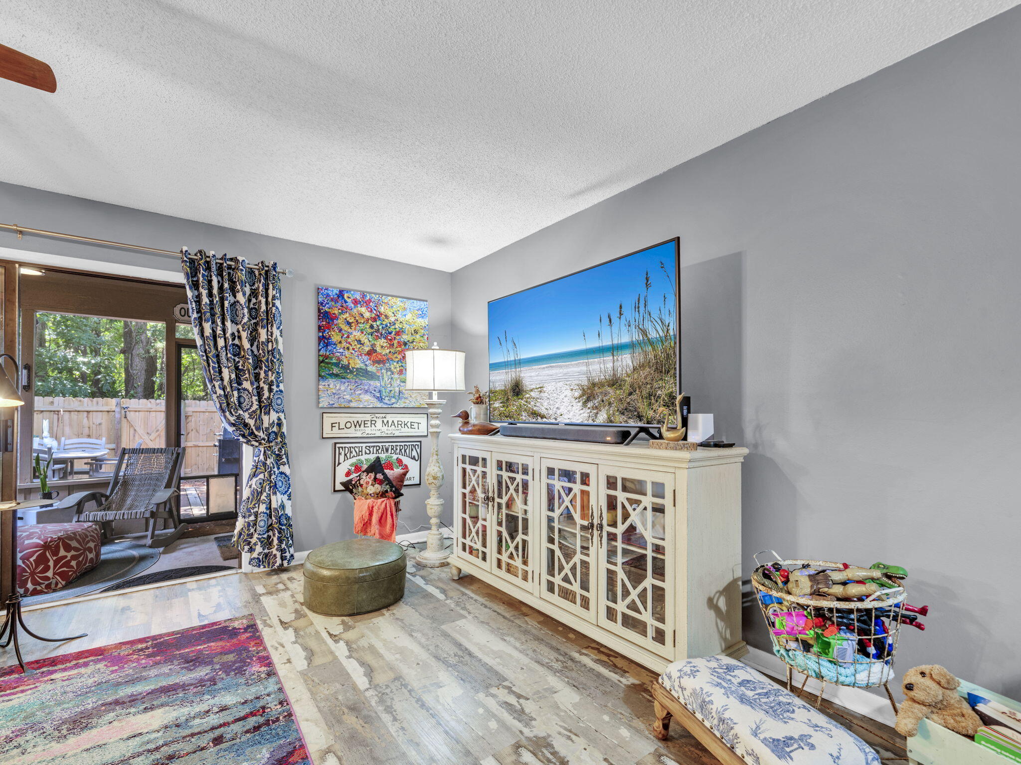 BAYWOOD T/H - Residential