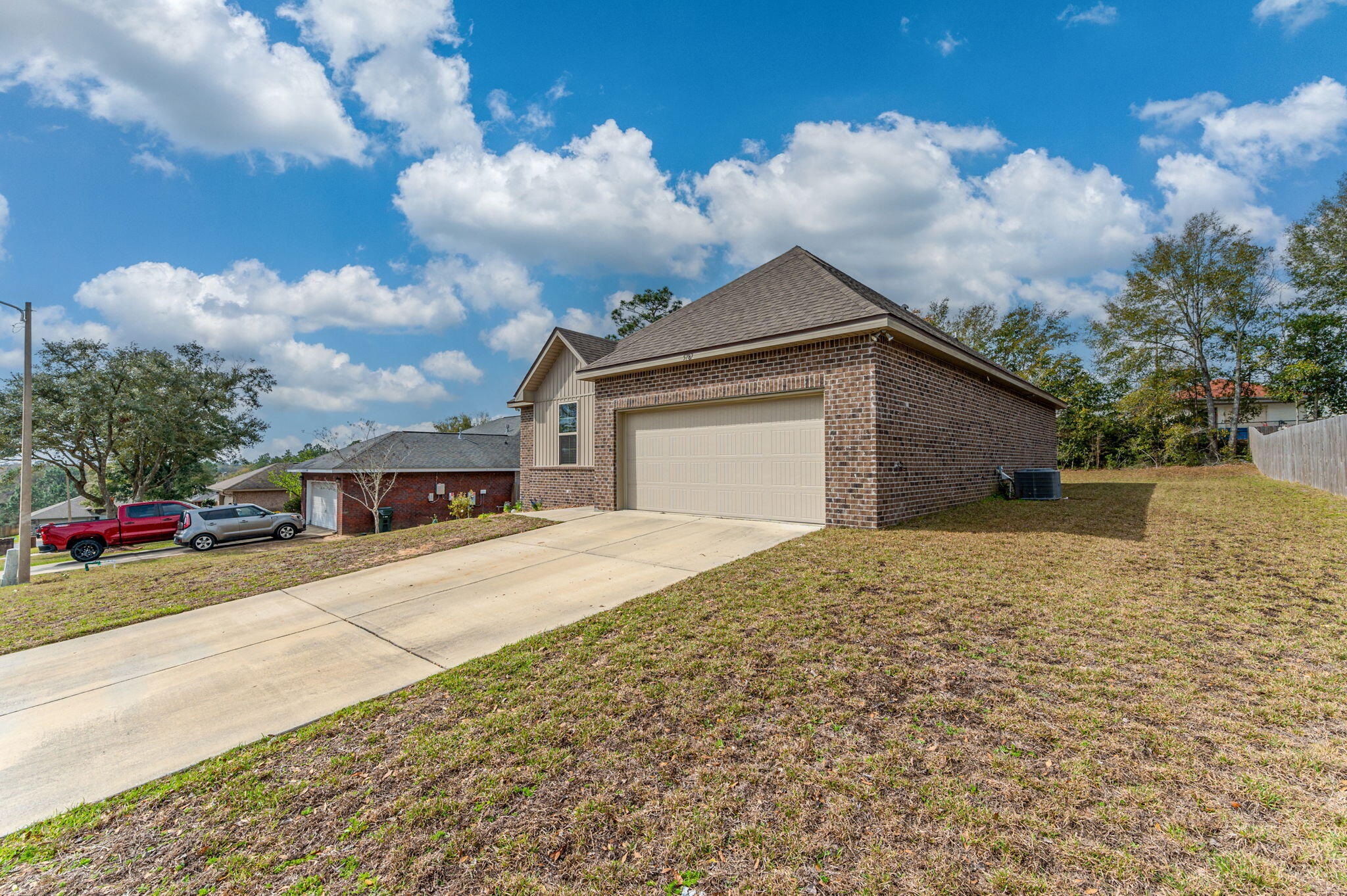 NORTH HILLS - Residential