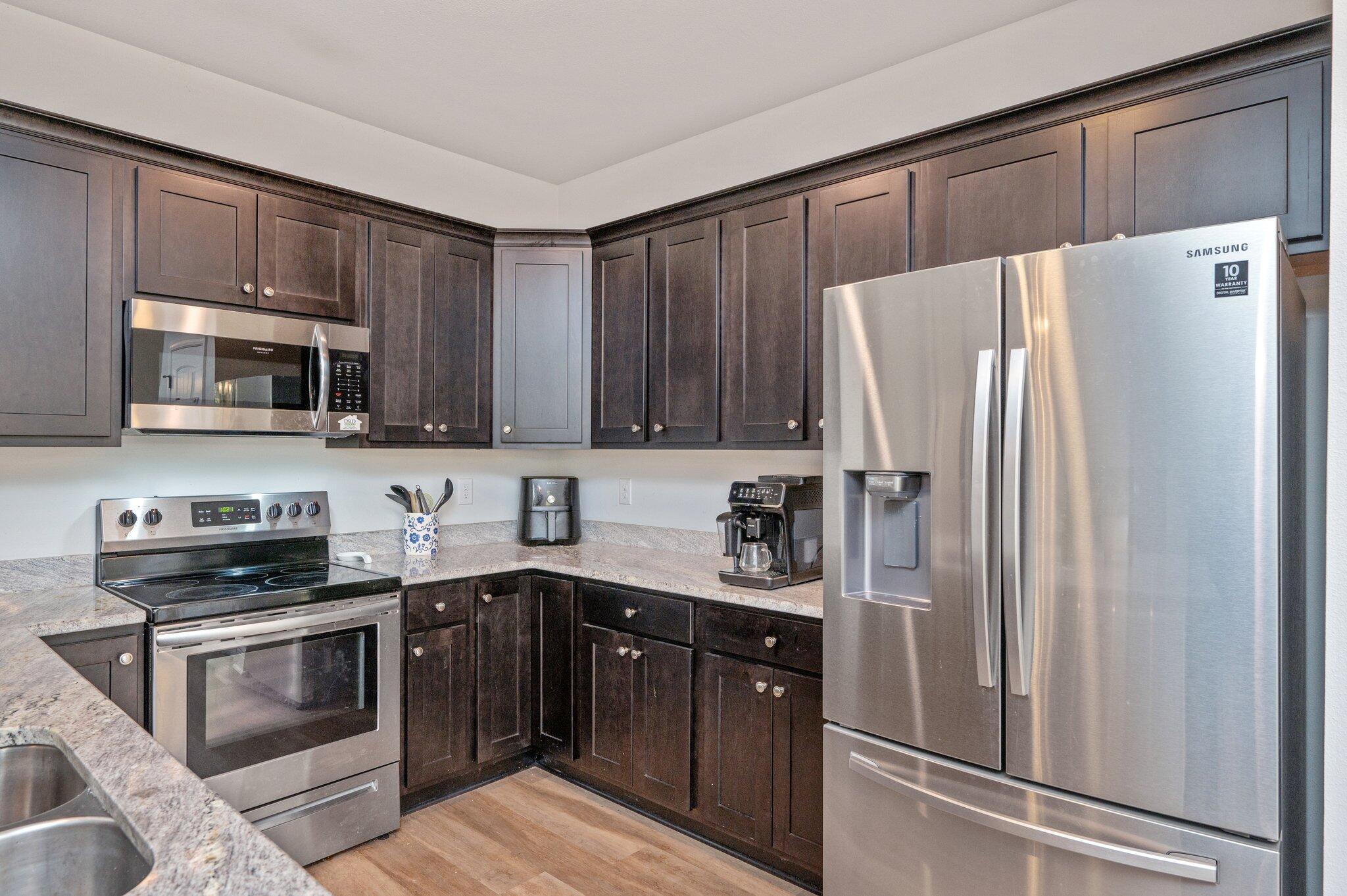 NORTH HILLS - Residential