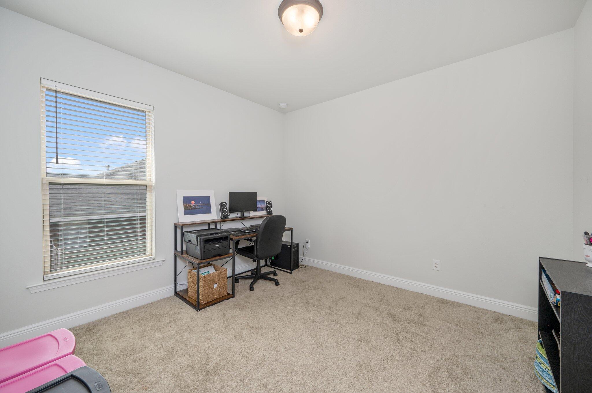 NORTH HILLS - Residential