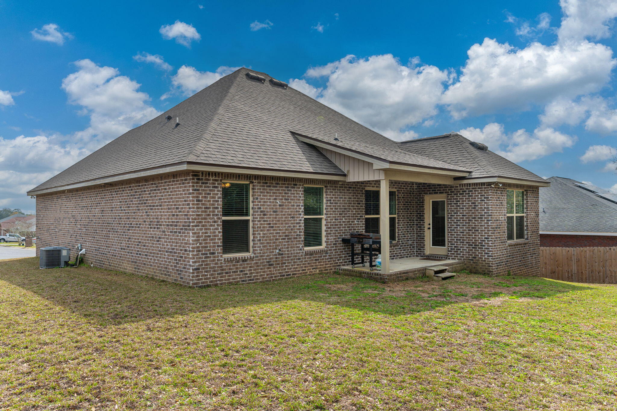 NORTH HILLS - Residential