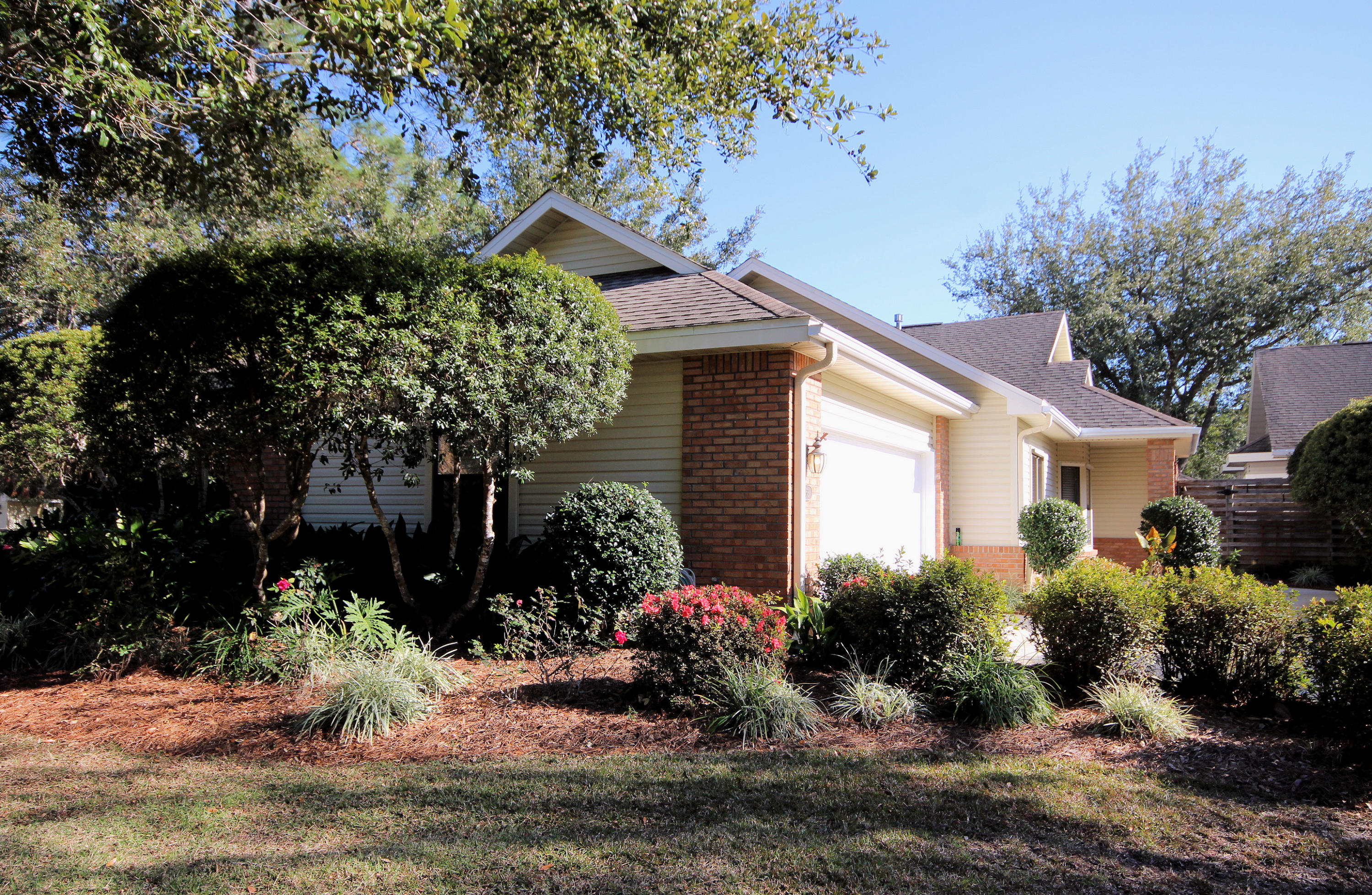 DEERWOOD - Residential