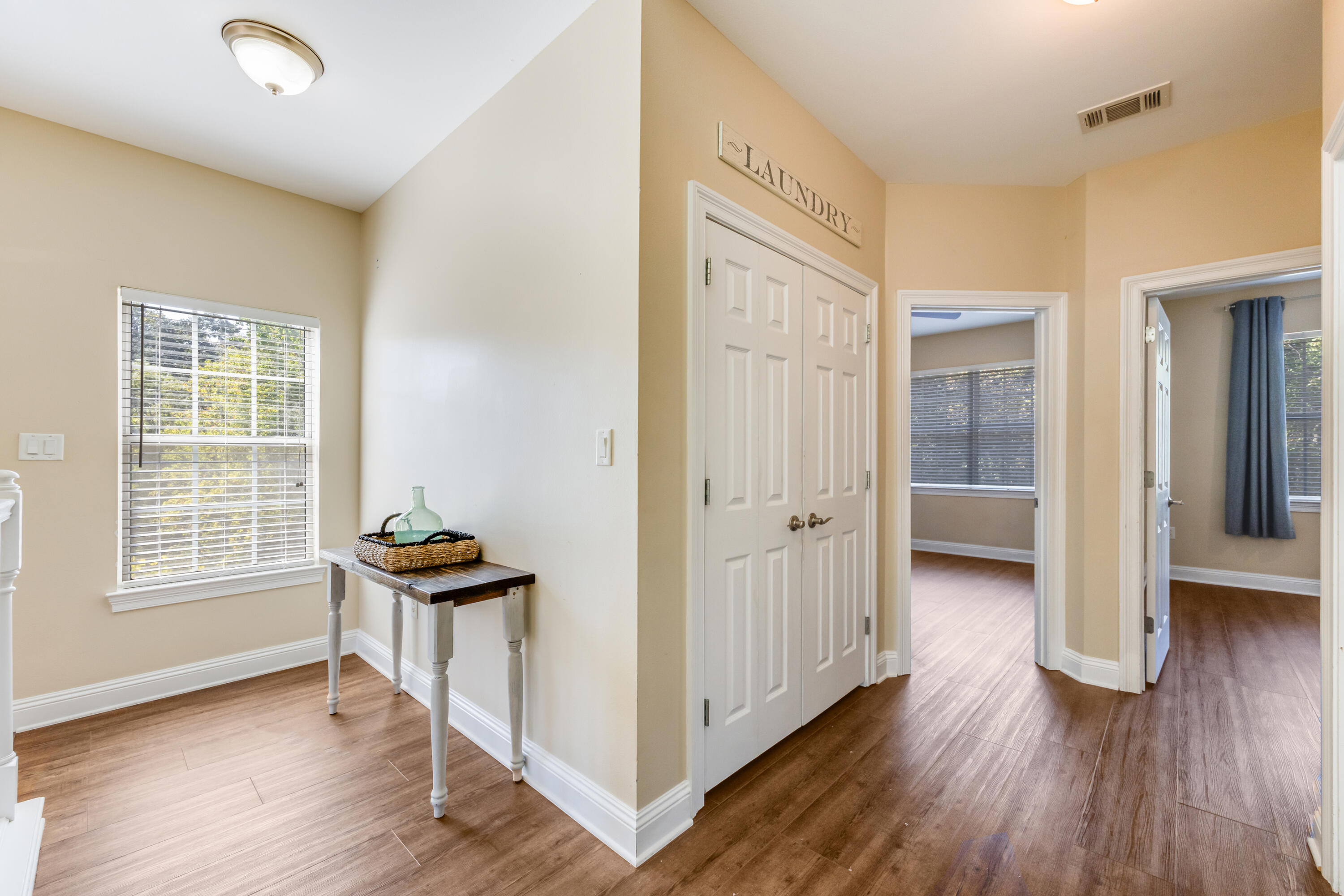WALTON OAKS TOWNHOMES - Residential