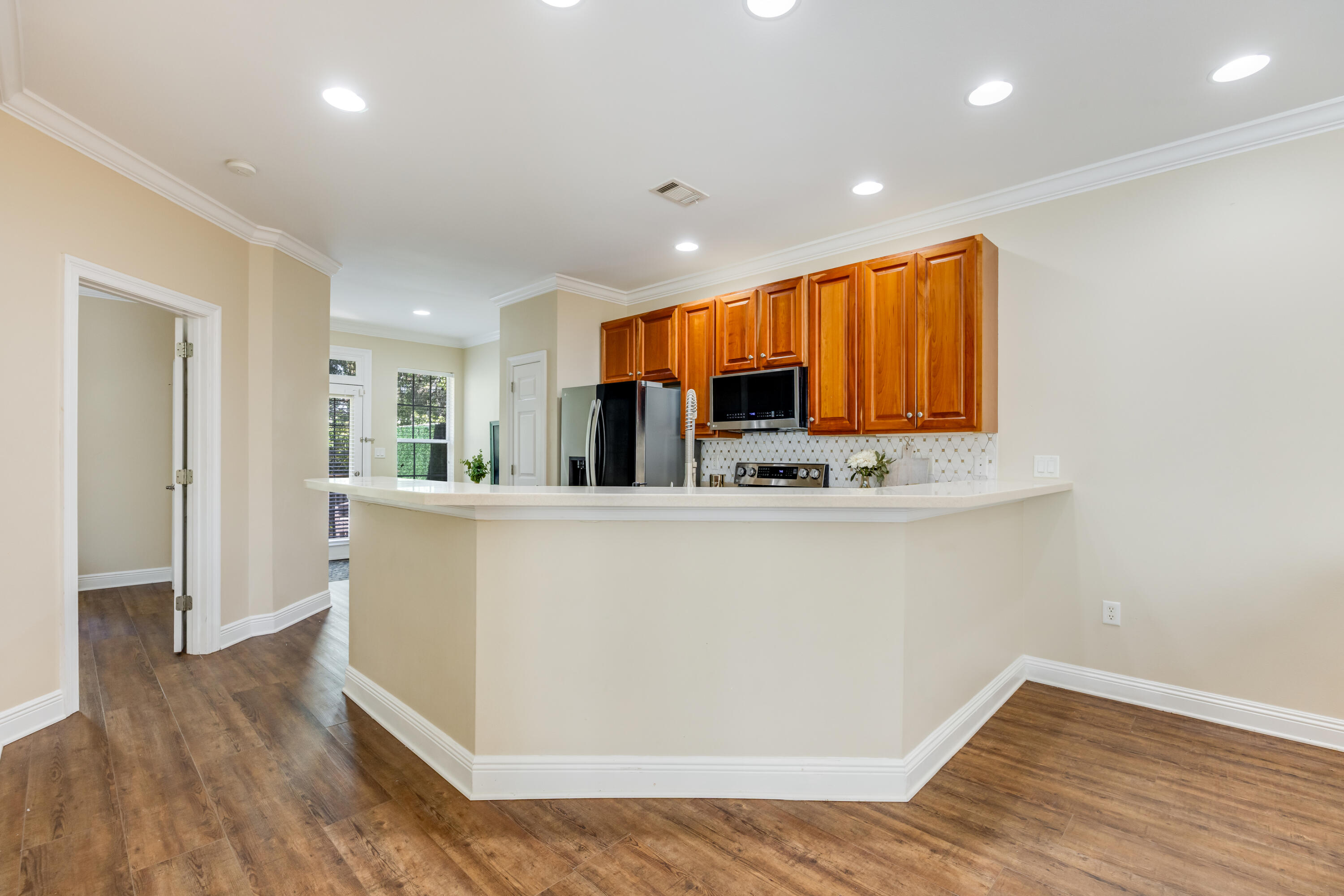 WALTON OAKS TOWNHOMES - Residential