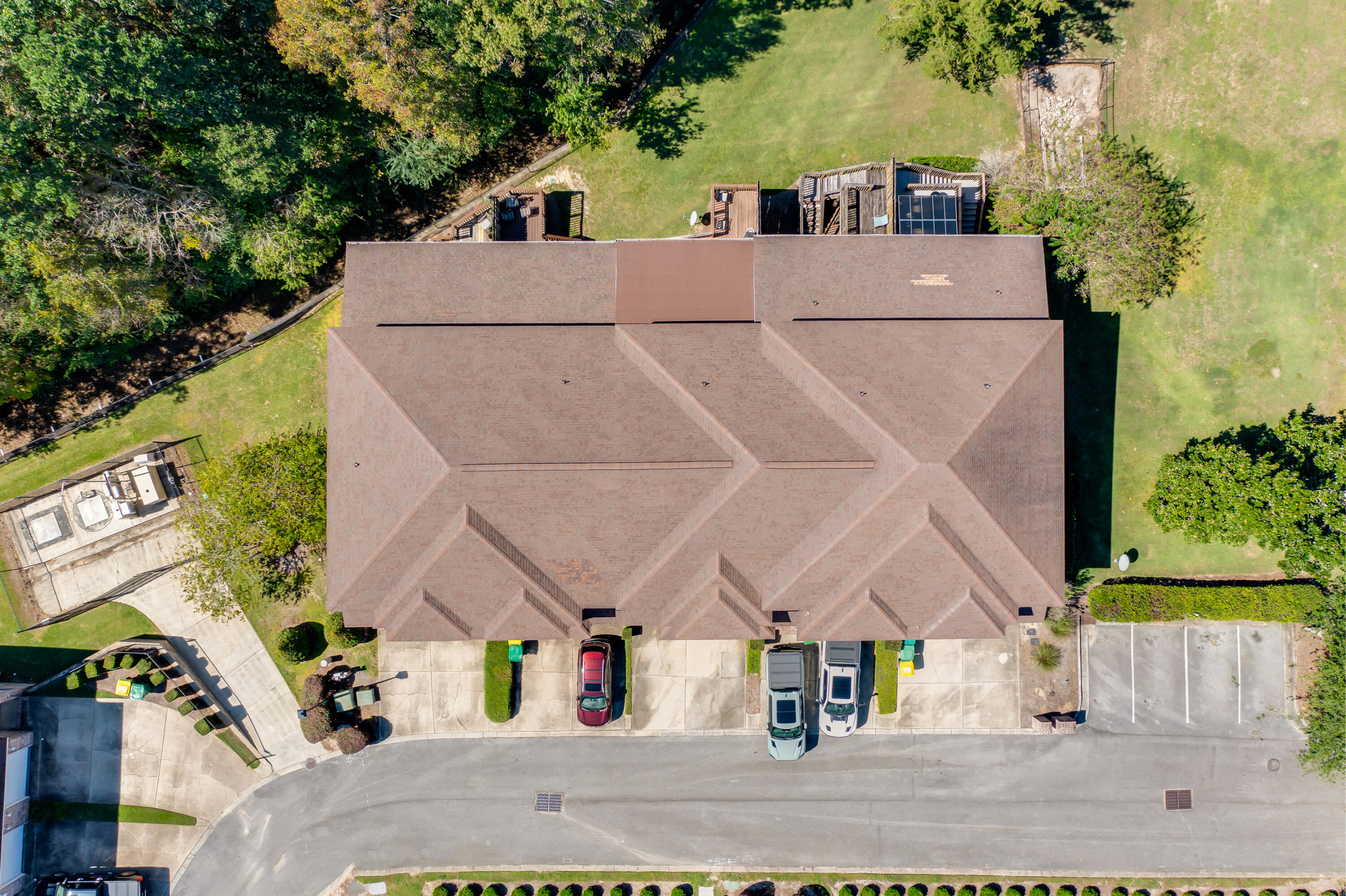 WALTON OAKS TOWNHOMES - Residential