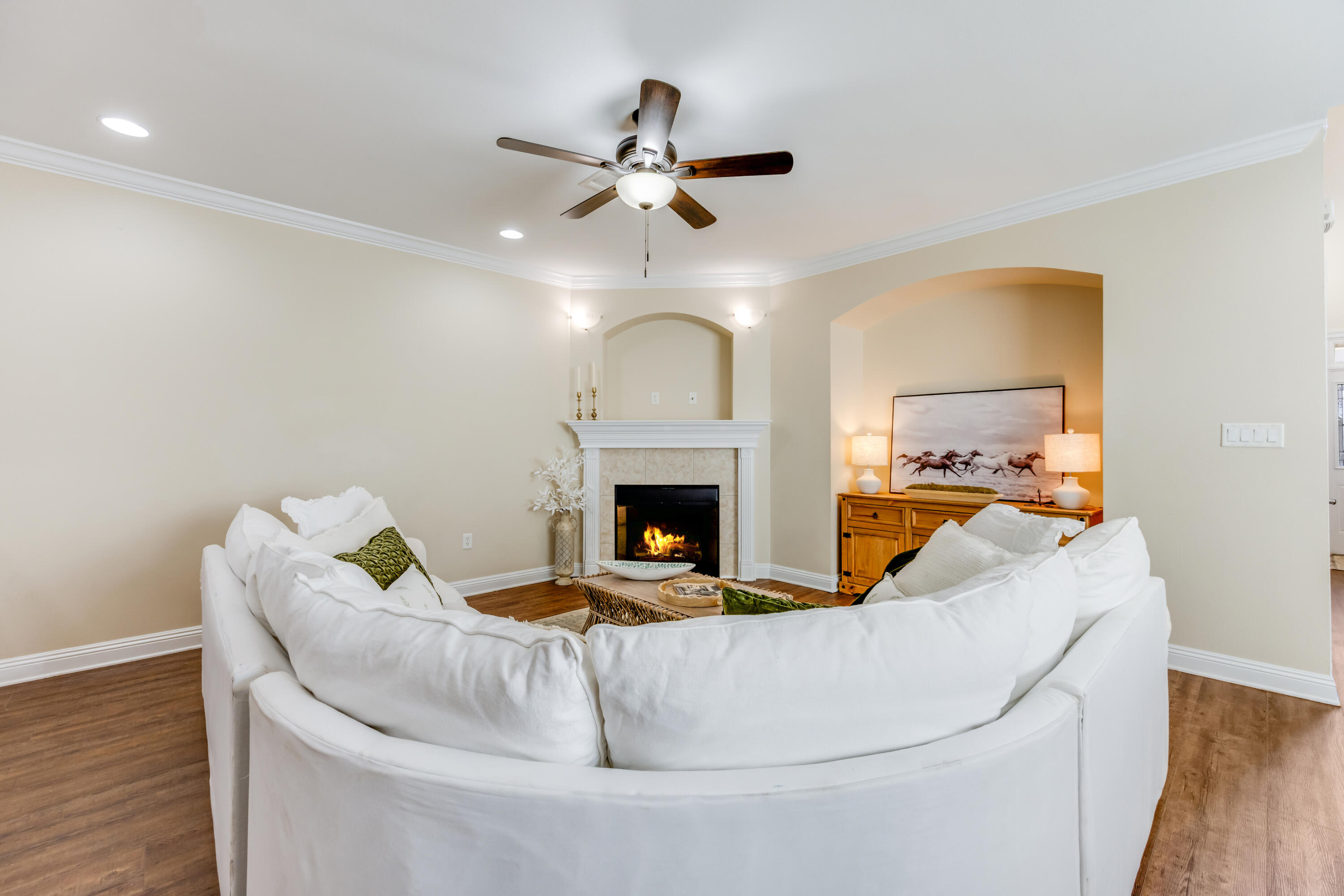 WALTON OAKS TOWNHOMES - Residential