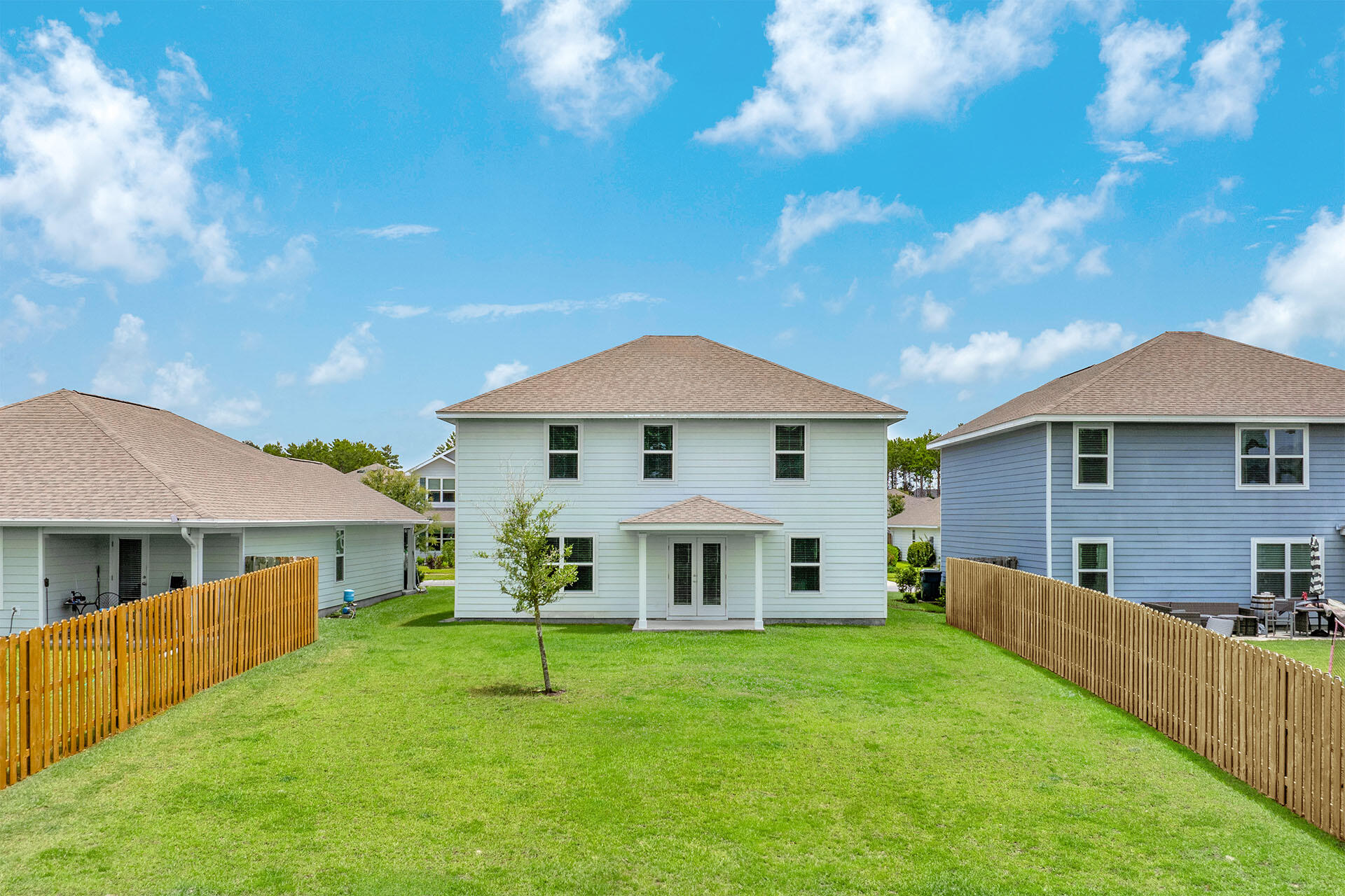 HAMMOCK BAY - MILL COTTAGES - Residential