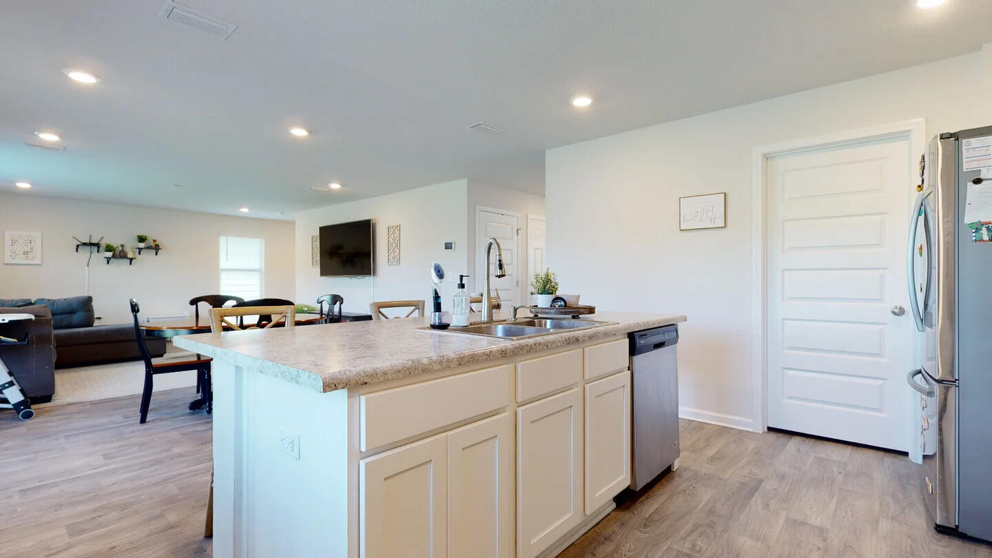 HAMMOCK BAY - MILL COTTAGES - Residential