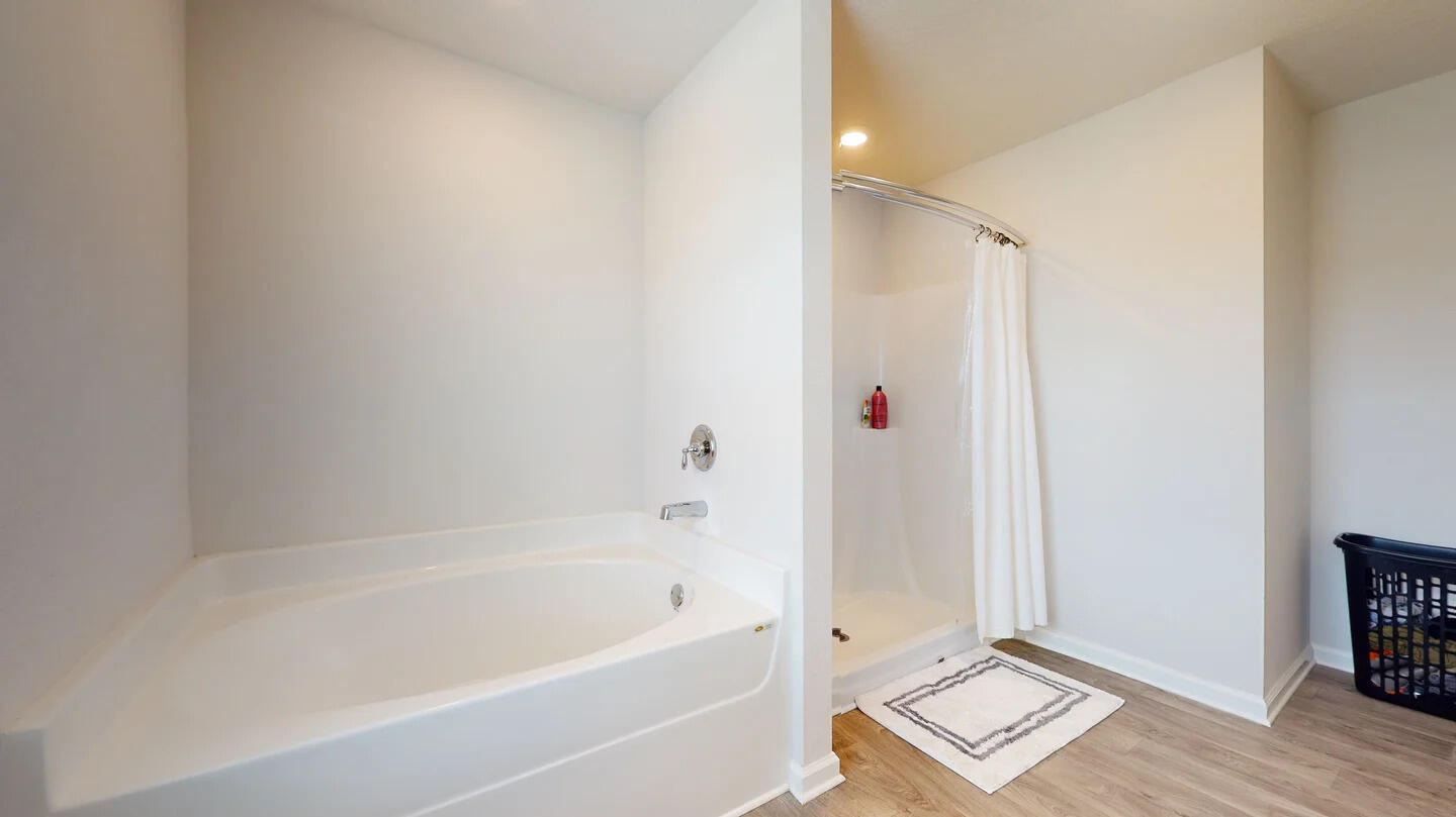 HAMMOCK BAY - MILL COTTAGES - Residential
