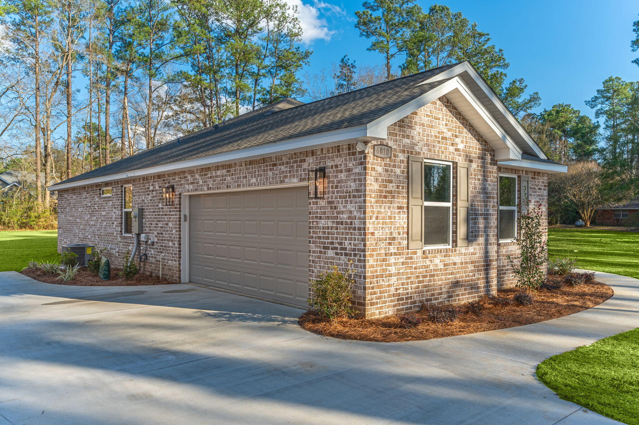 NO RECORDED SUBDIVISION - Residential